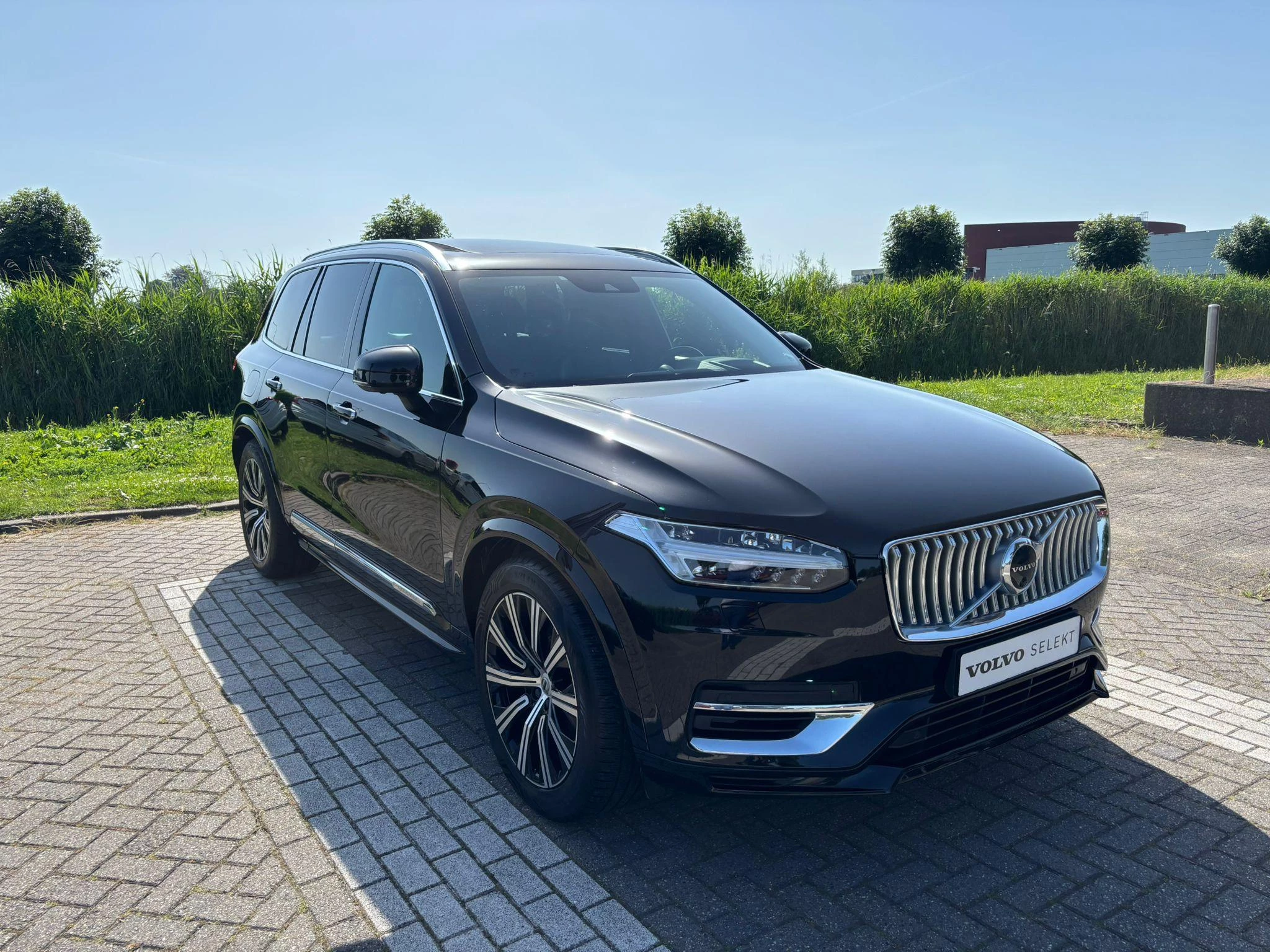 Volvo-XC90-image-1