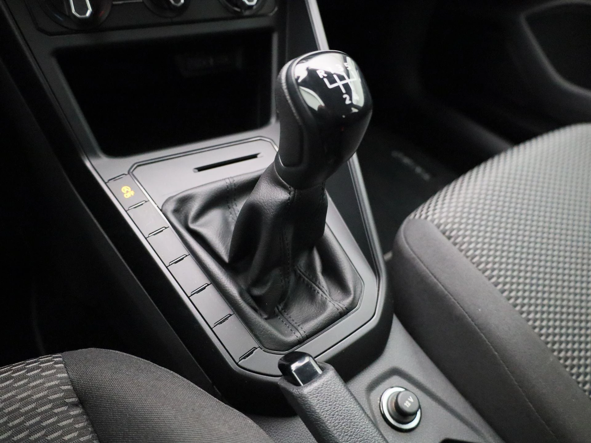 Volkswagen-Taigo-image-15