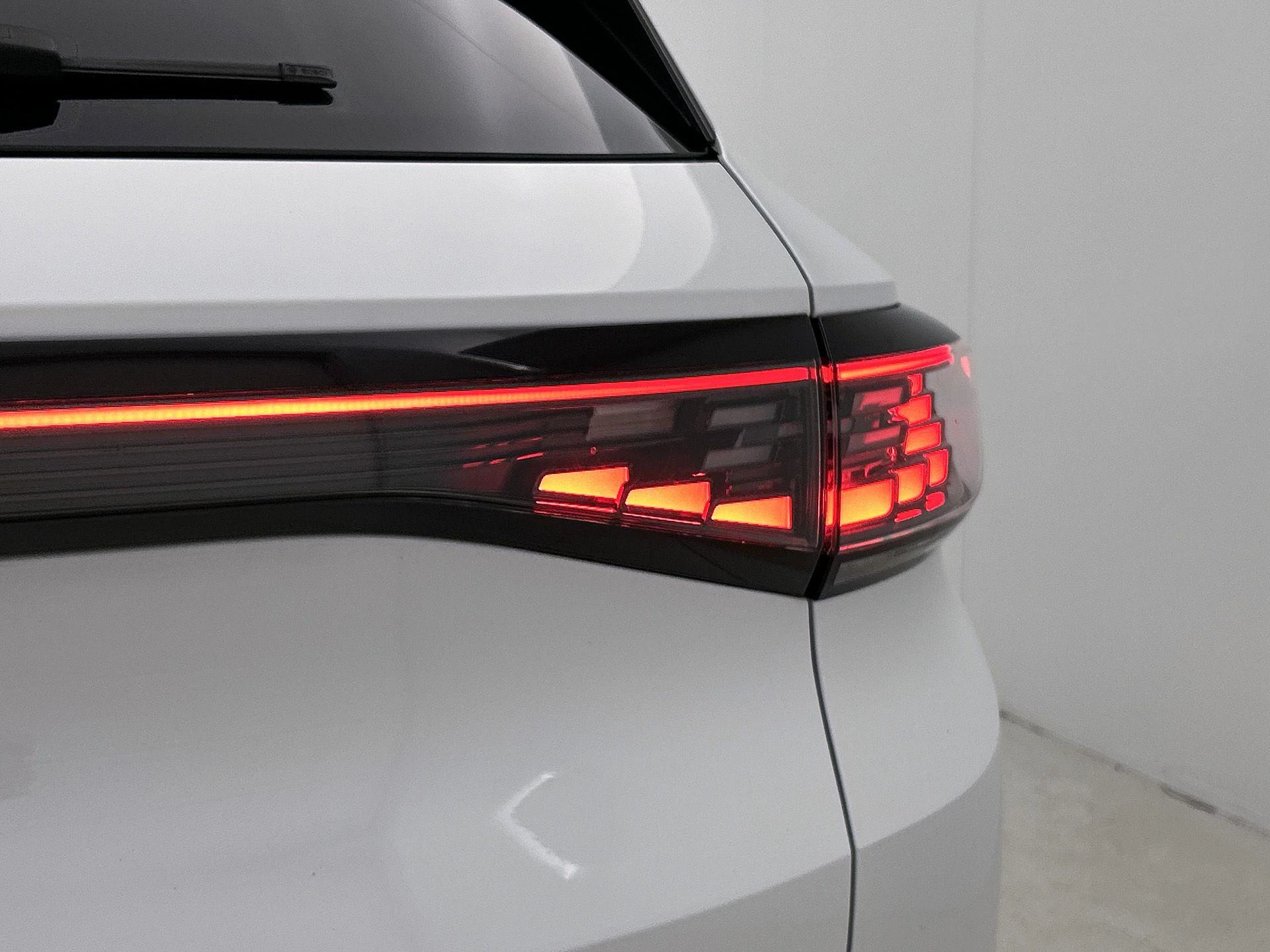 Volkswagen-ID.4-image-33