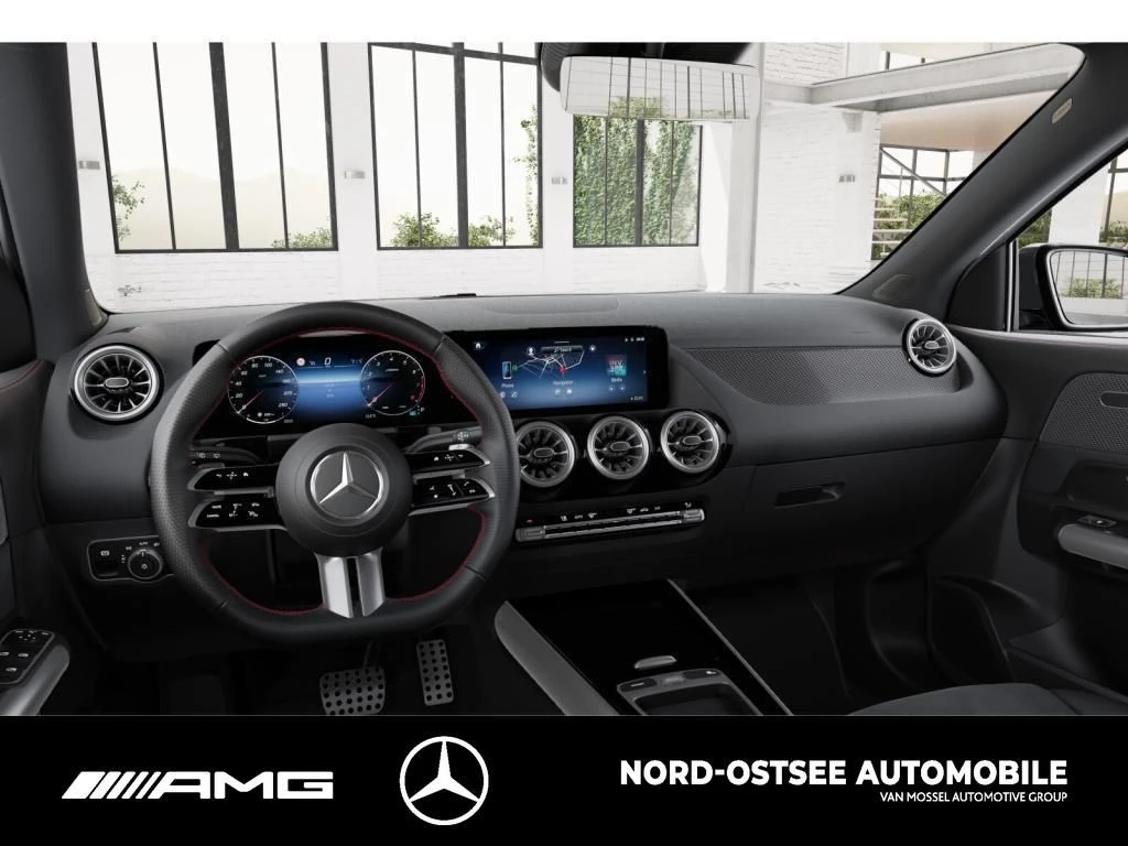 Mercedes-Benz-GLA-image-2