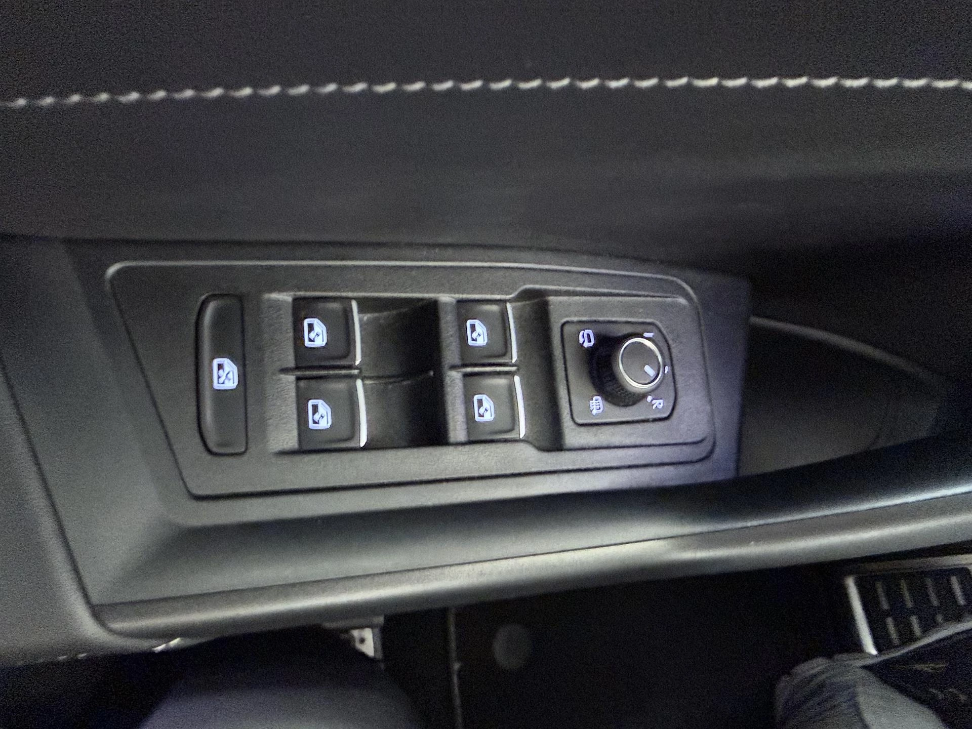 Volkswagen T-Roc 1.5 TSI R-Line Edition