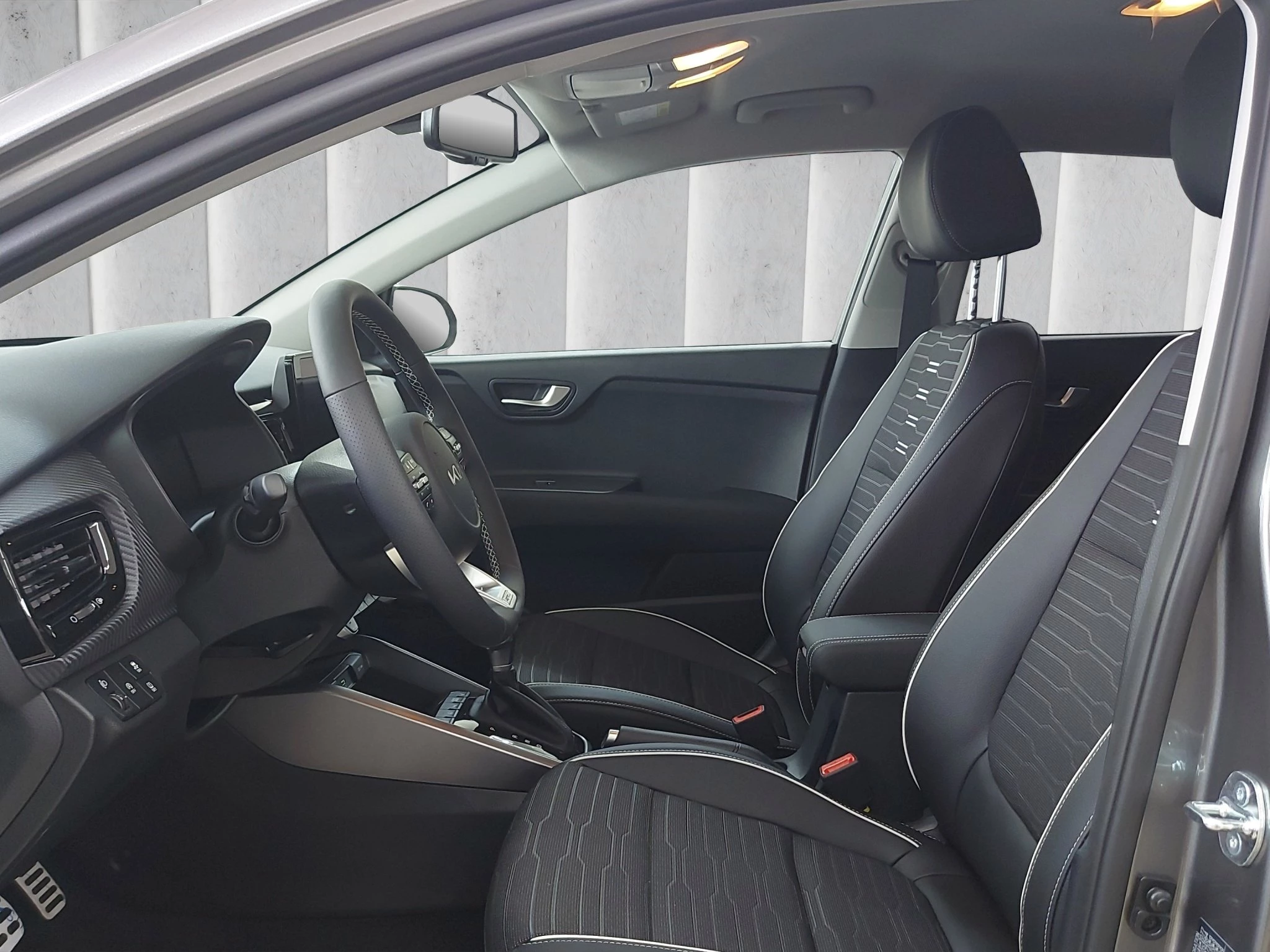 Kia Stonic GT-Line 100 PS 48V Autom. Spirit ACC LED RFK PDC SHZ LEDER *SALE*