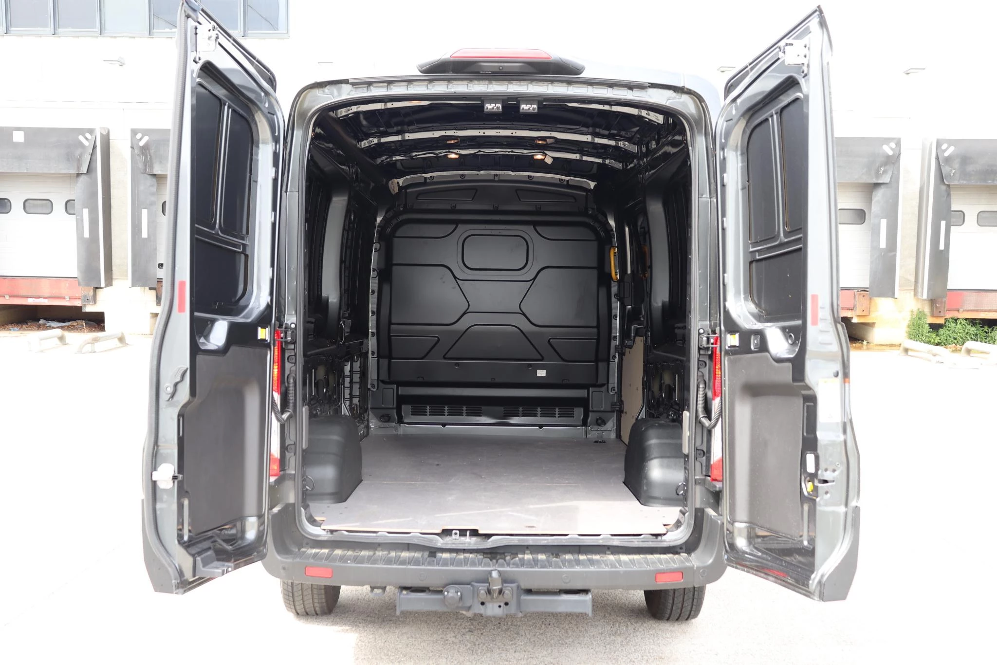 Ford Transit 350L 2.0TD 165pk 121kW A8 Trend
