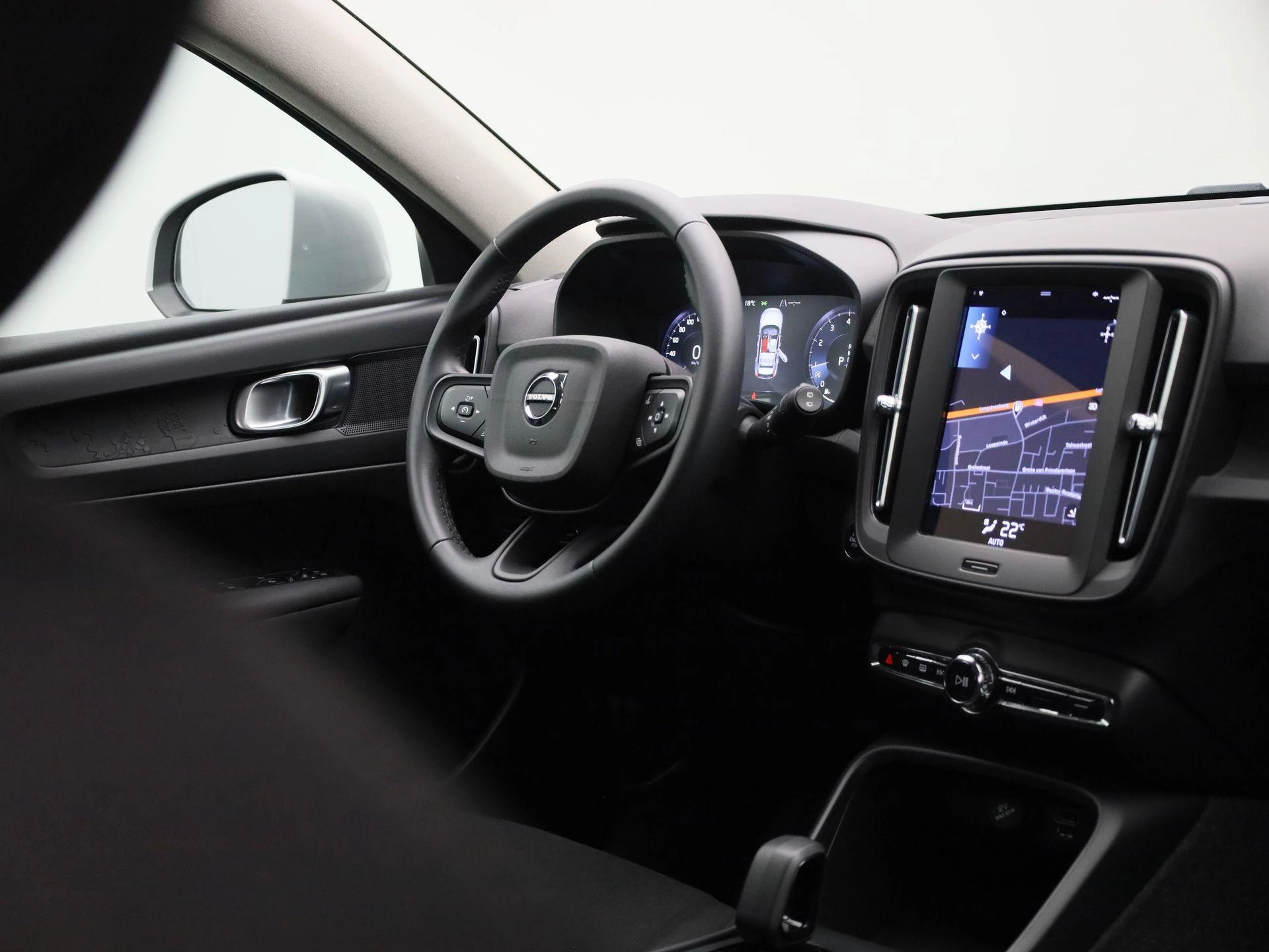 Volvo-XC40-image-23