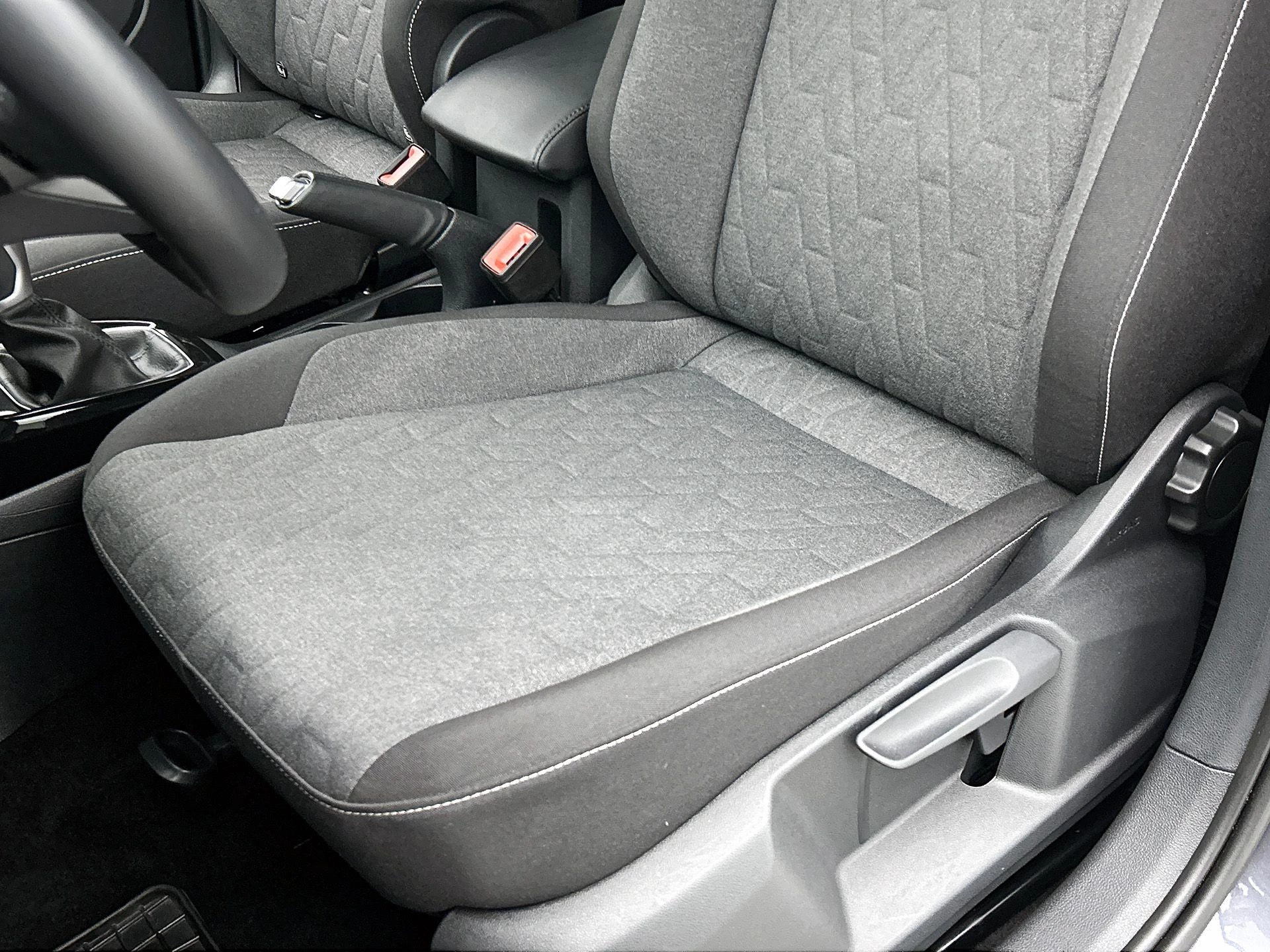 Volkswagen-T-Cross-image-10