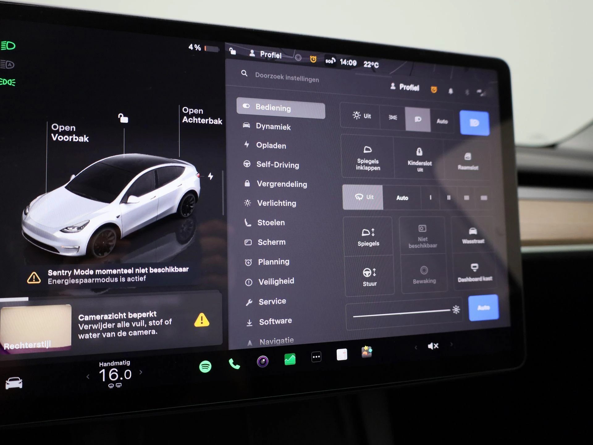 Tesla-Model Y-image-18