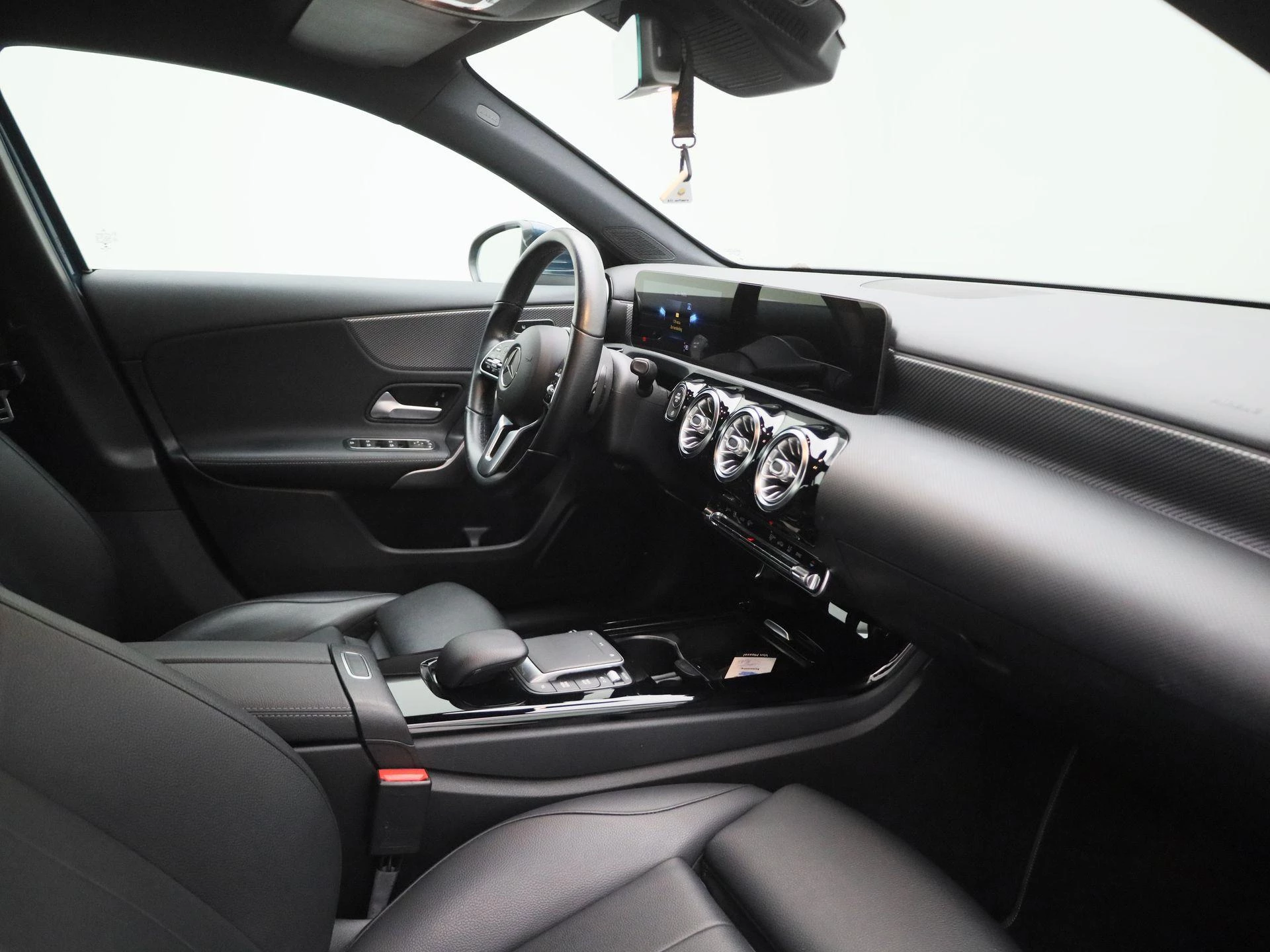 Mercedes-Benz-A-Klasse-image-33