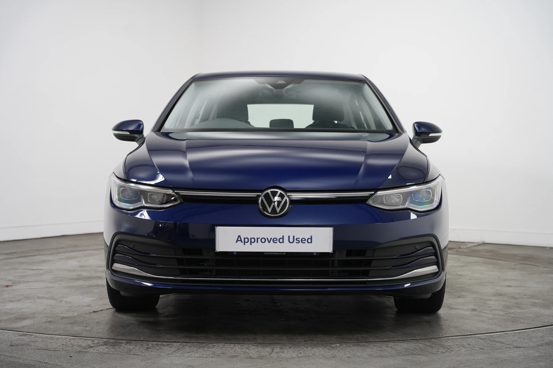 Volkswagen-Golf-image-6
