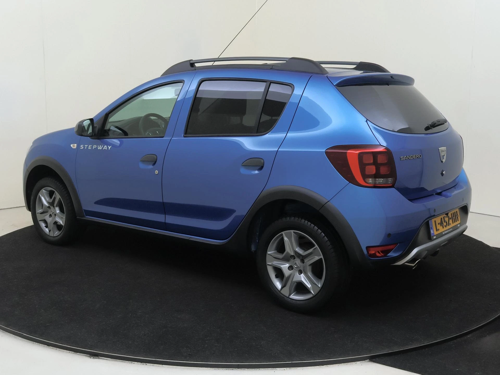 Dacia-Sandero-image-2