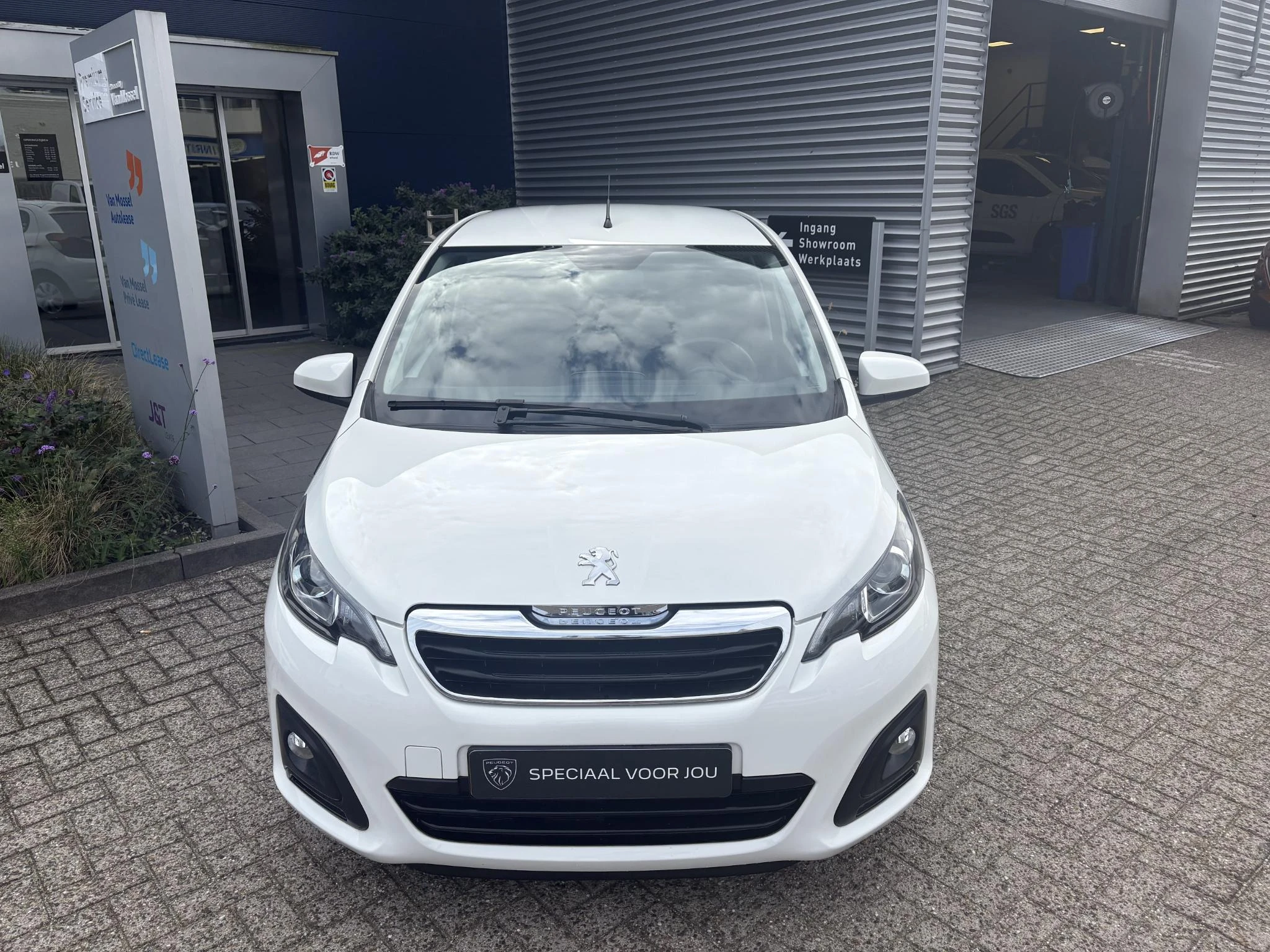 Peugeot-108-image-3