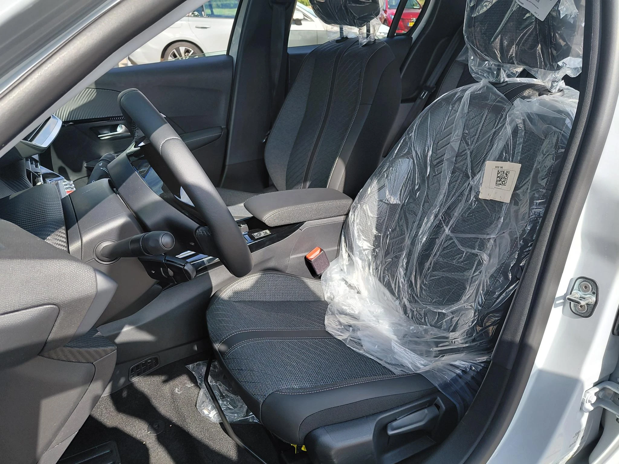 Peugeot-208-image-4