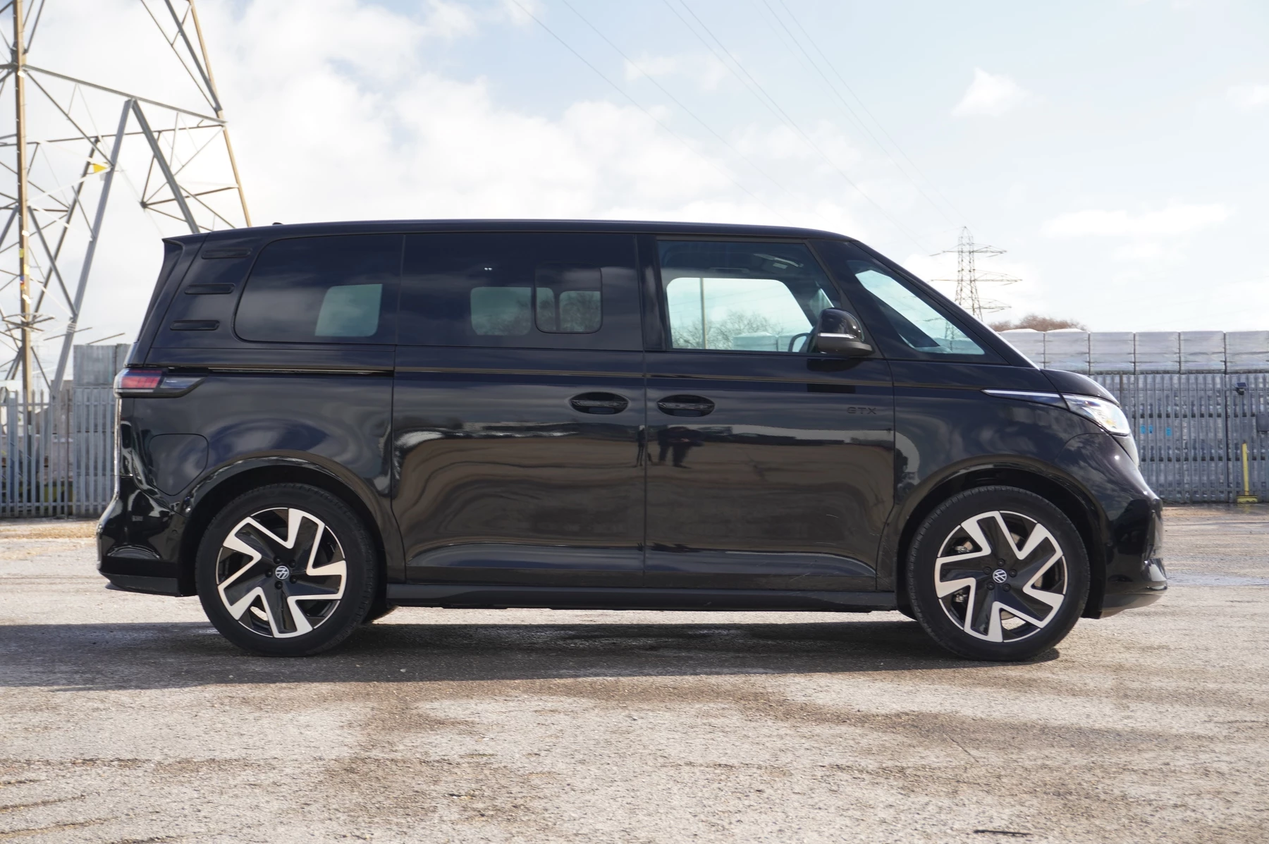 Volkswagen-ID. Buzz-image-3