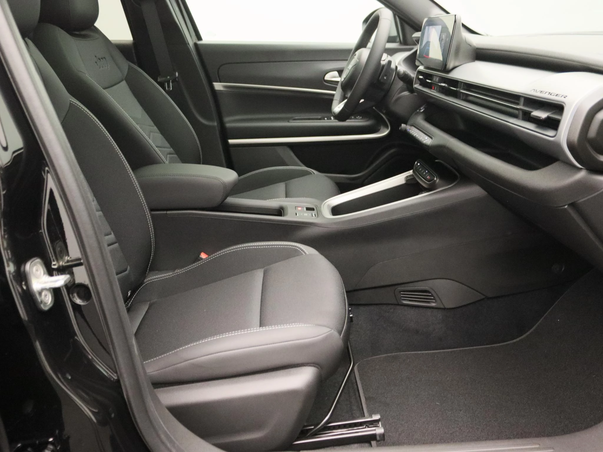 Jeep Avenger 1.2 e-Hybrid Summit