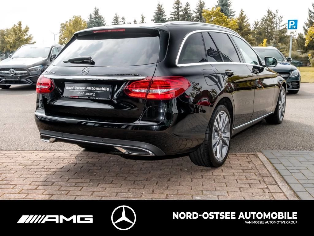 Mercedes-Benz C-Klasse 300 de T AVANTGARDE KAMERA NAVI AHK LED SHZ AVANTGARDEW205 C 300 de T AVANTGARDE KAMERA NAVI AHK LED SHZ AVANTGARDE
