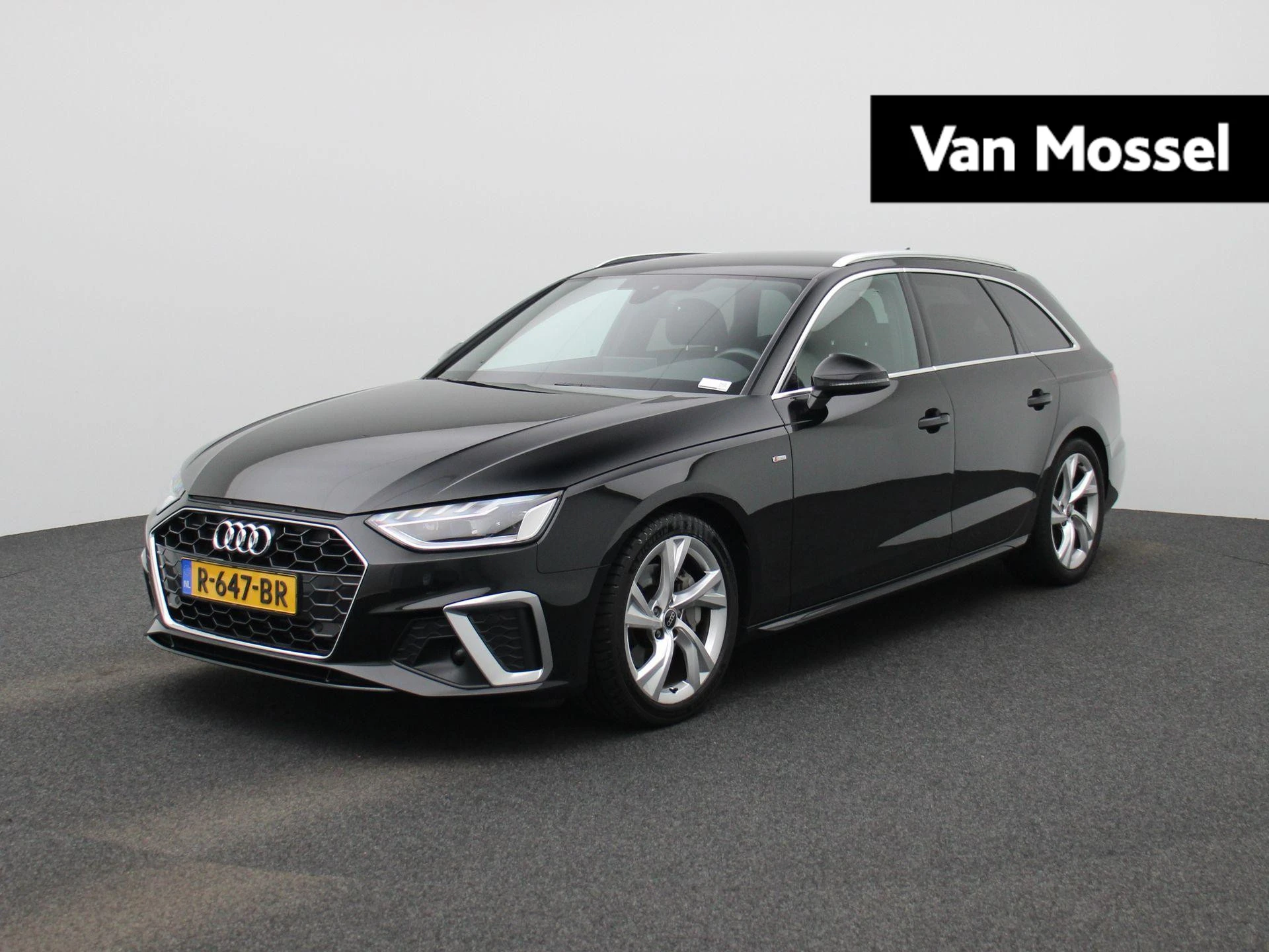Audi-A4-image-0