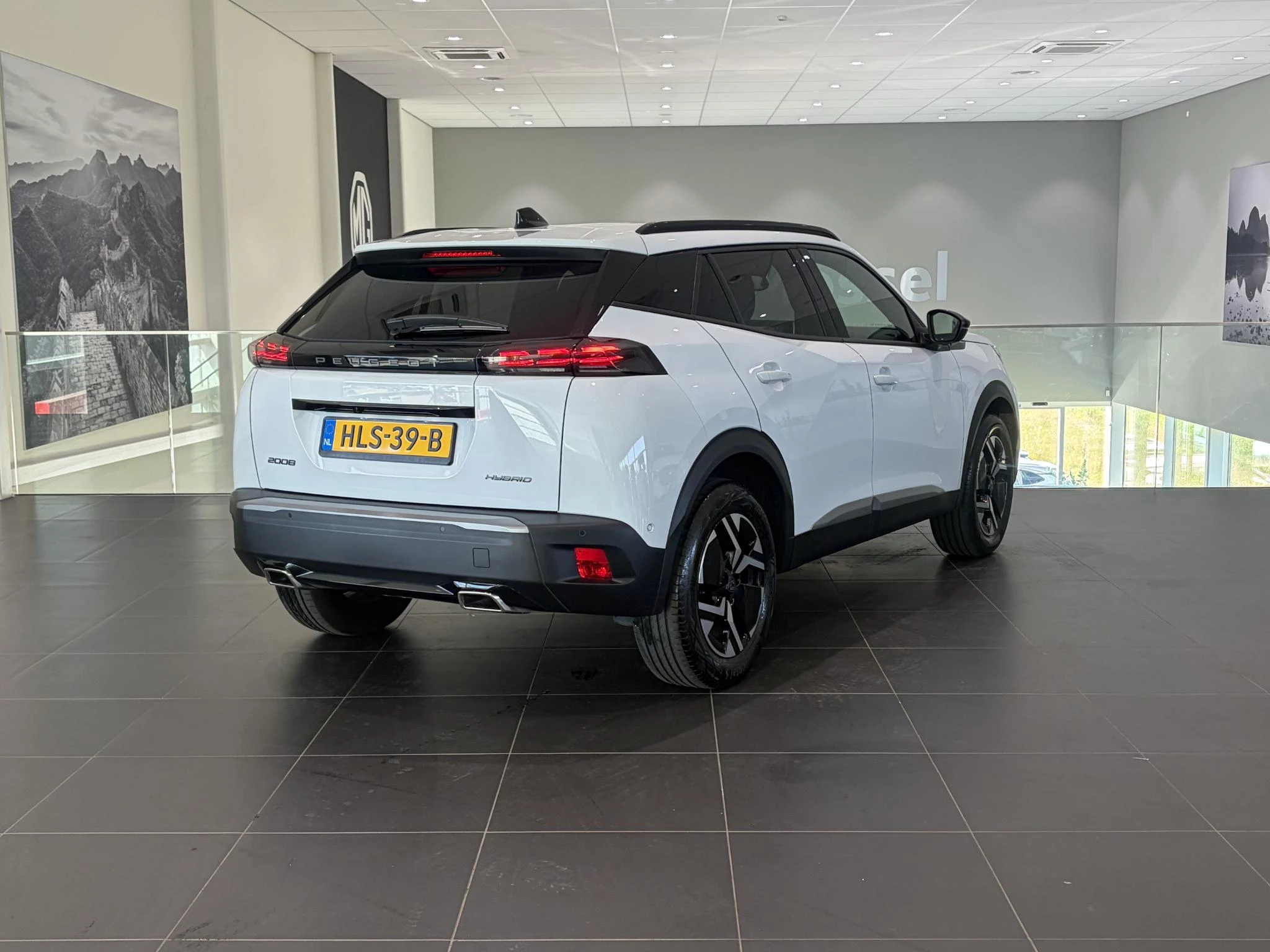 Peugeot-2008-image-4