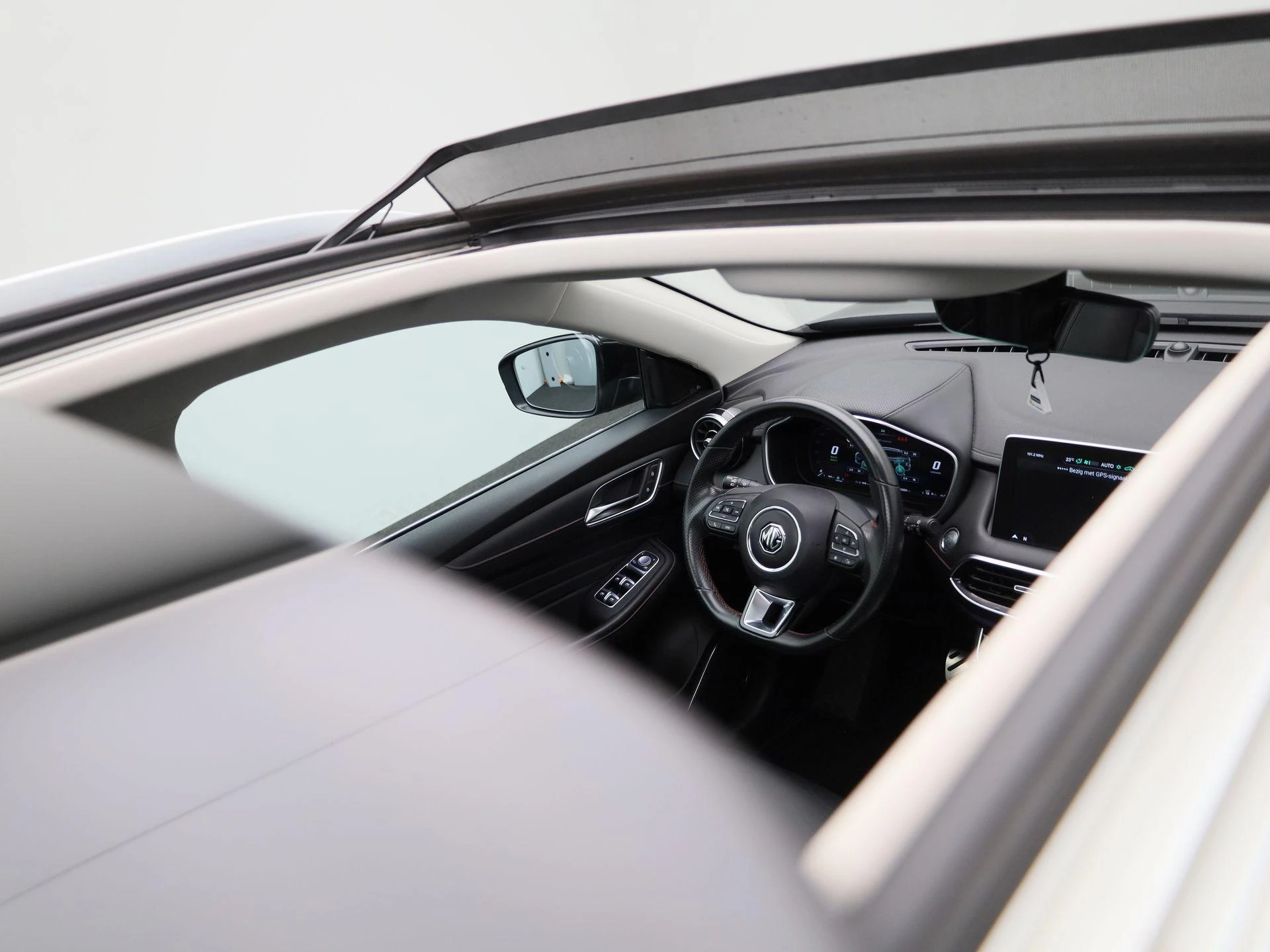 MG-EHS-image-38