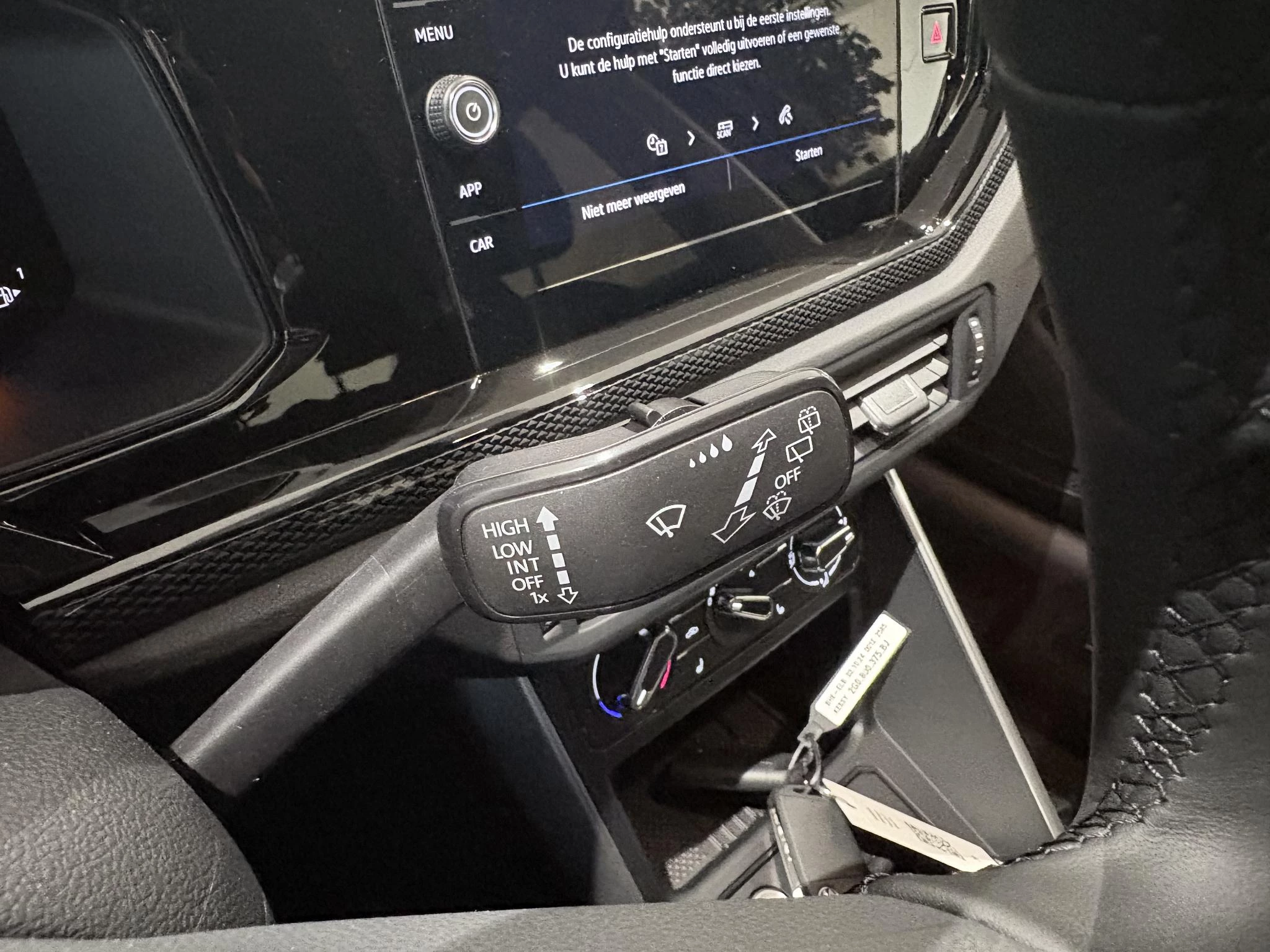 Volkswagen-Polo-image-11