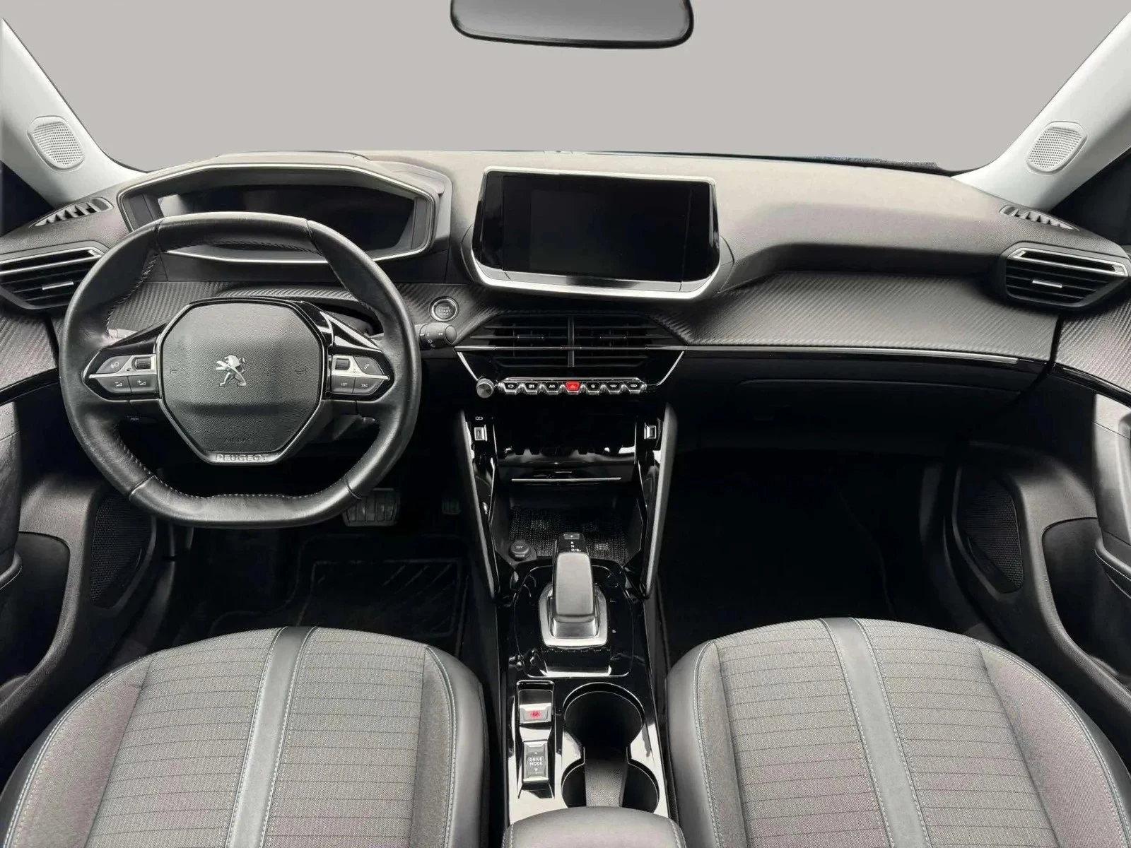 Peugeot-e-2008-image-10