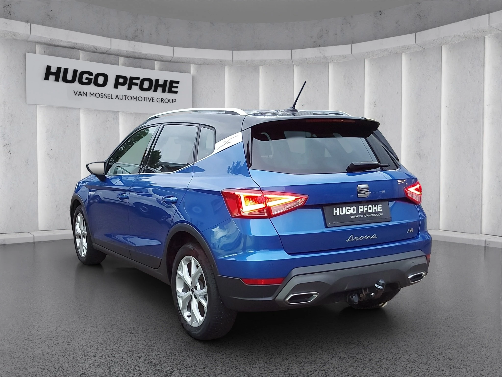 SEAT-Arona-image-2