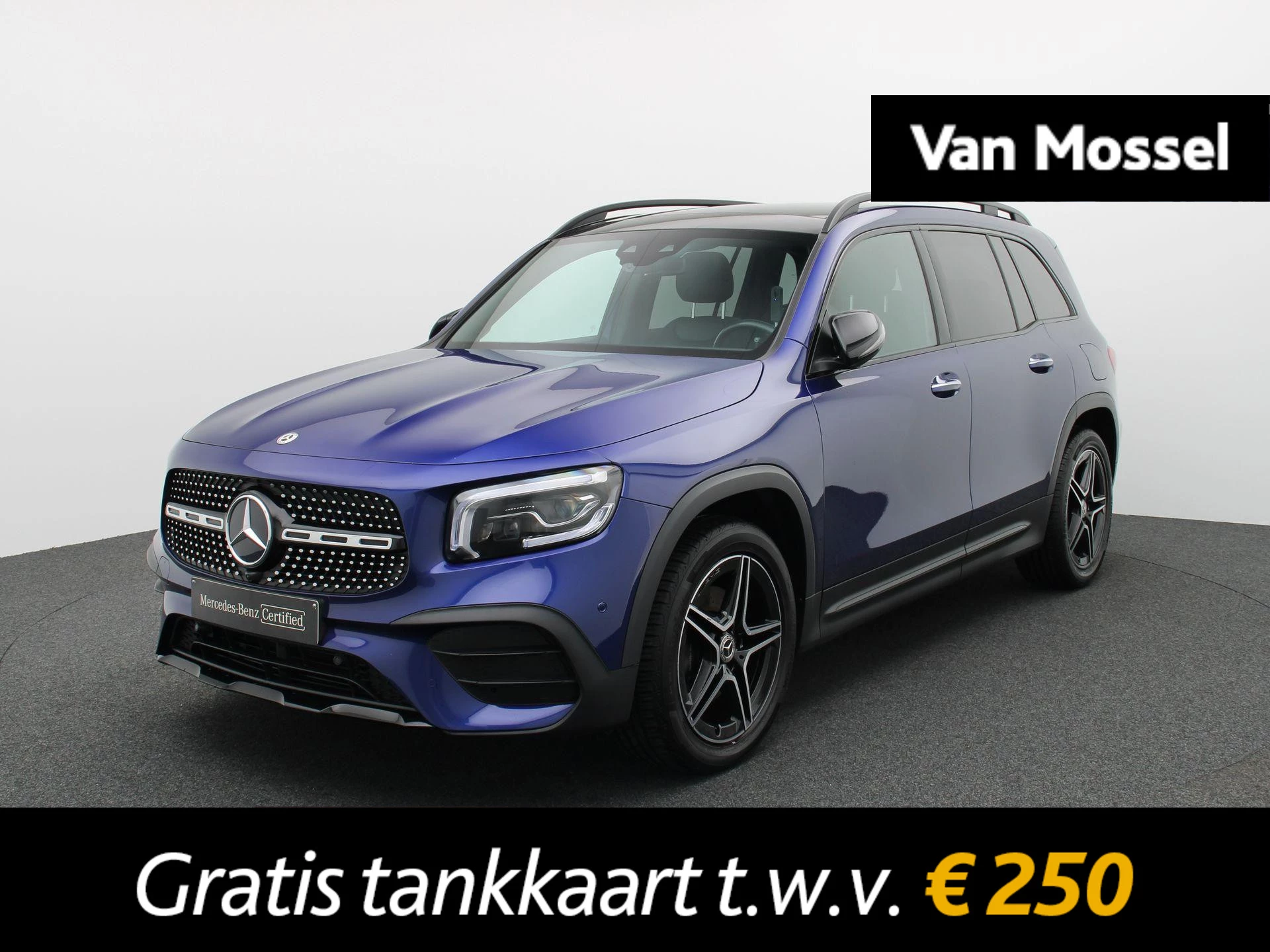 Mercedes-Benz-GLB-image-0