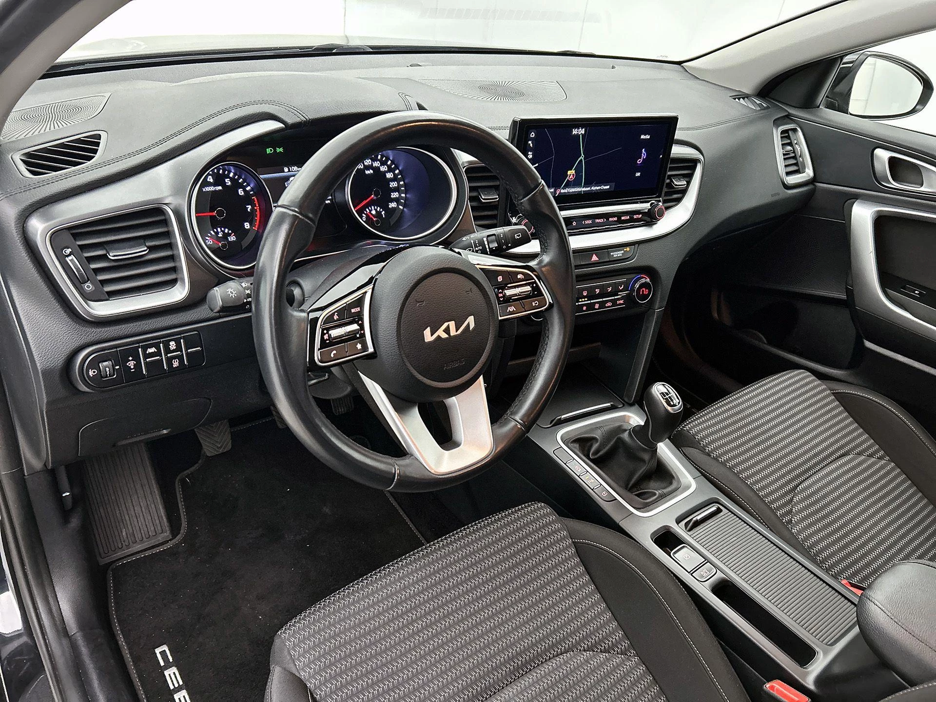 Kia-Ceed Sportswagon-image-19