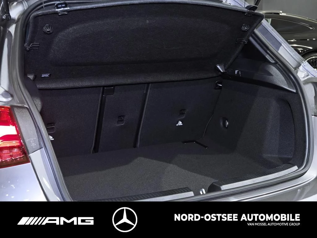 Mercedes-Benz A-Klasse 180 SPECIAL EDITION AMG ADVANCED+ KAM PANO SHZ AMG Line