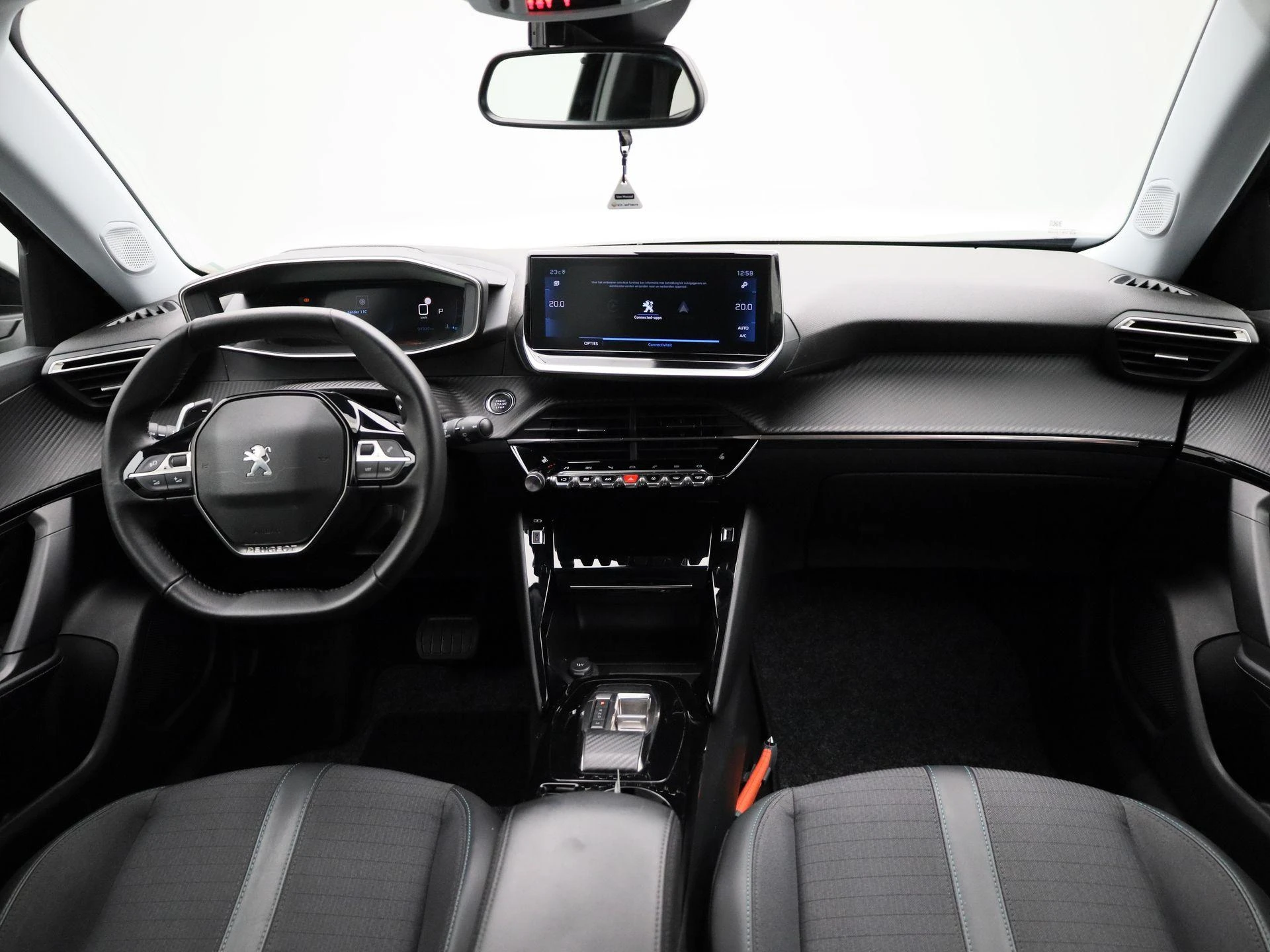 Peugeot-2008-image-33
