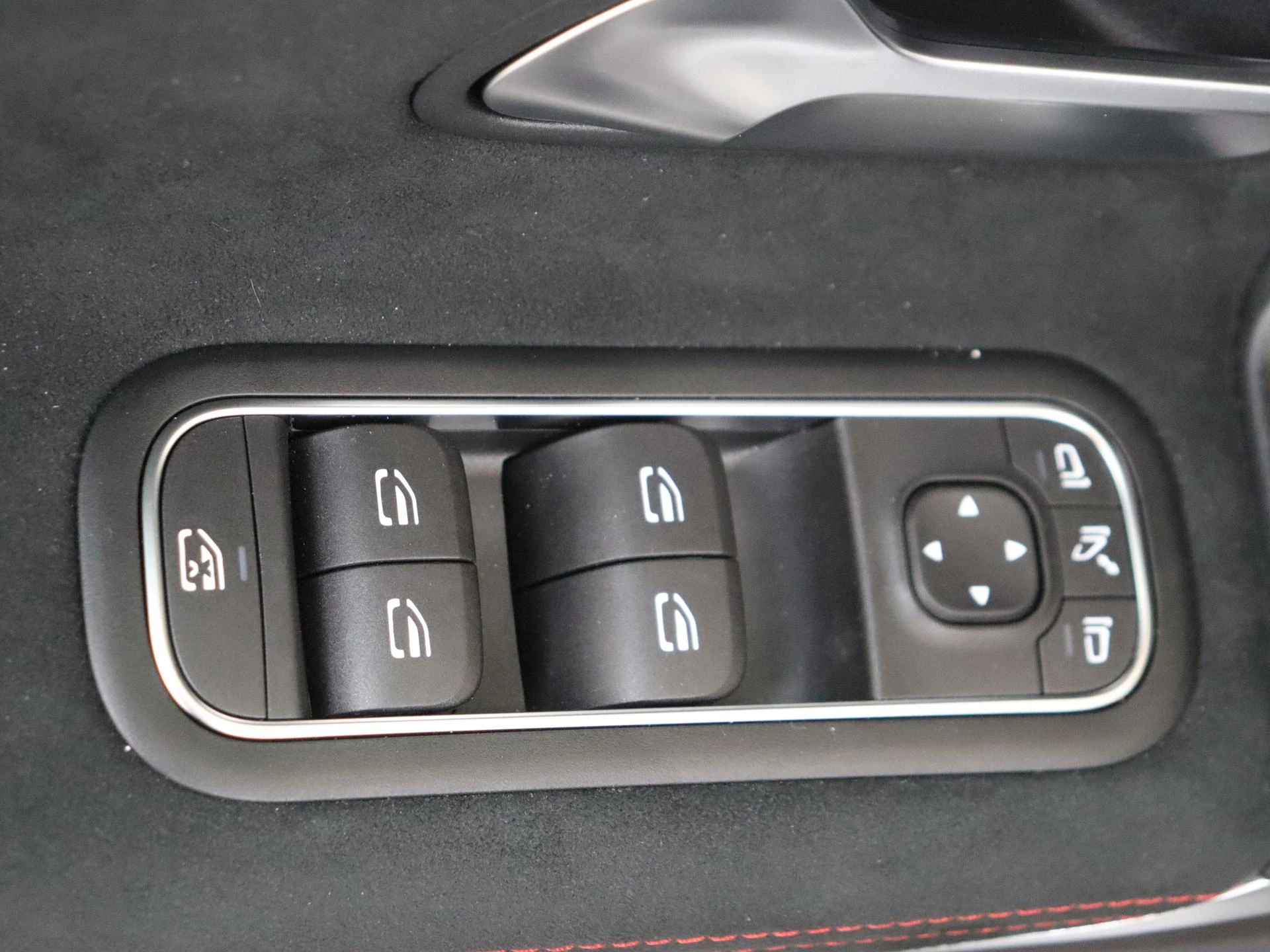 Mercedes-Benz-A-Klasse-image-26