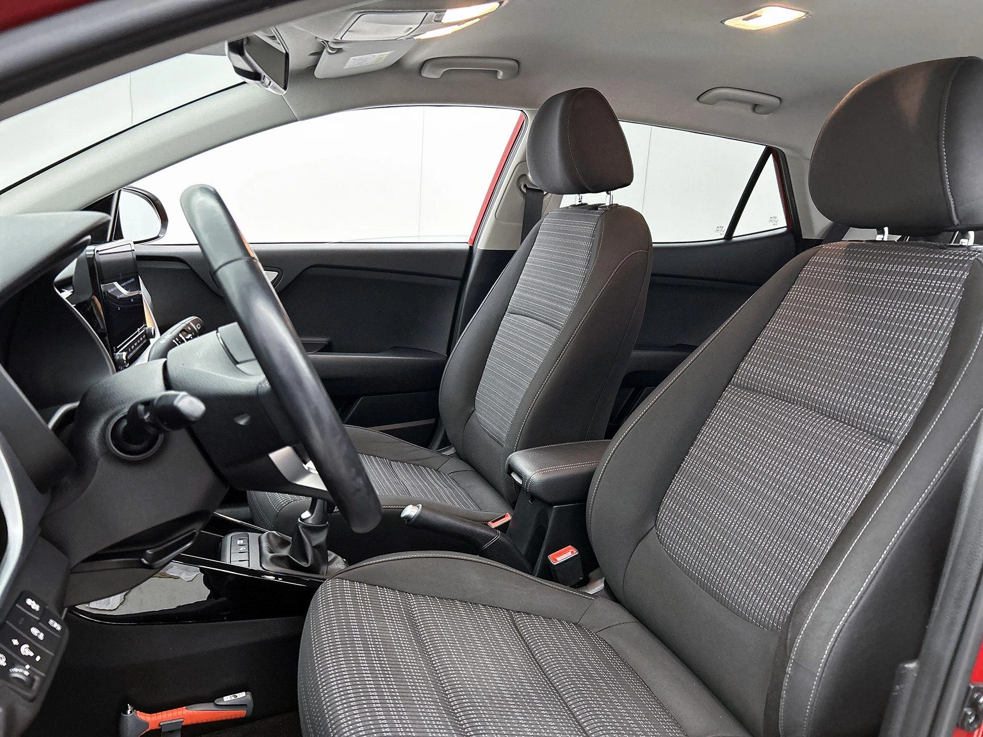 Kia-Stonic-image-31