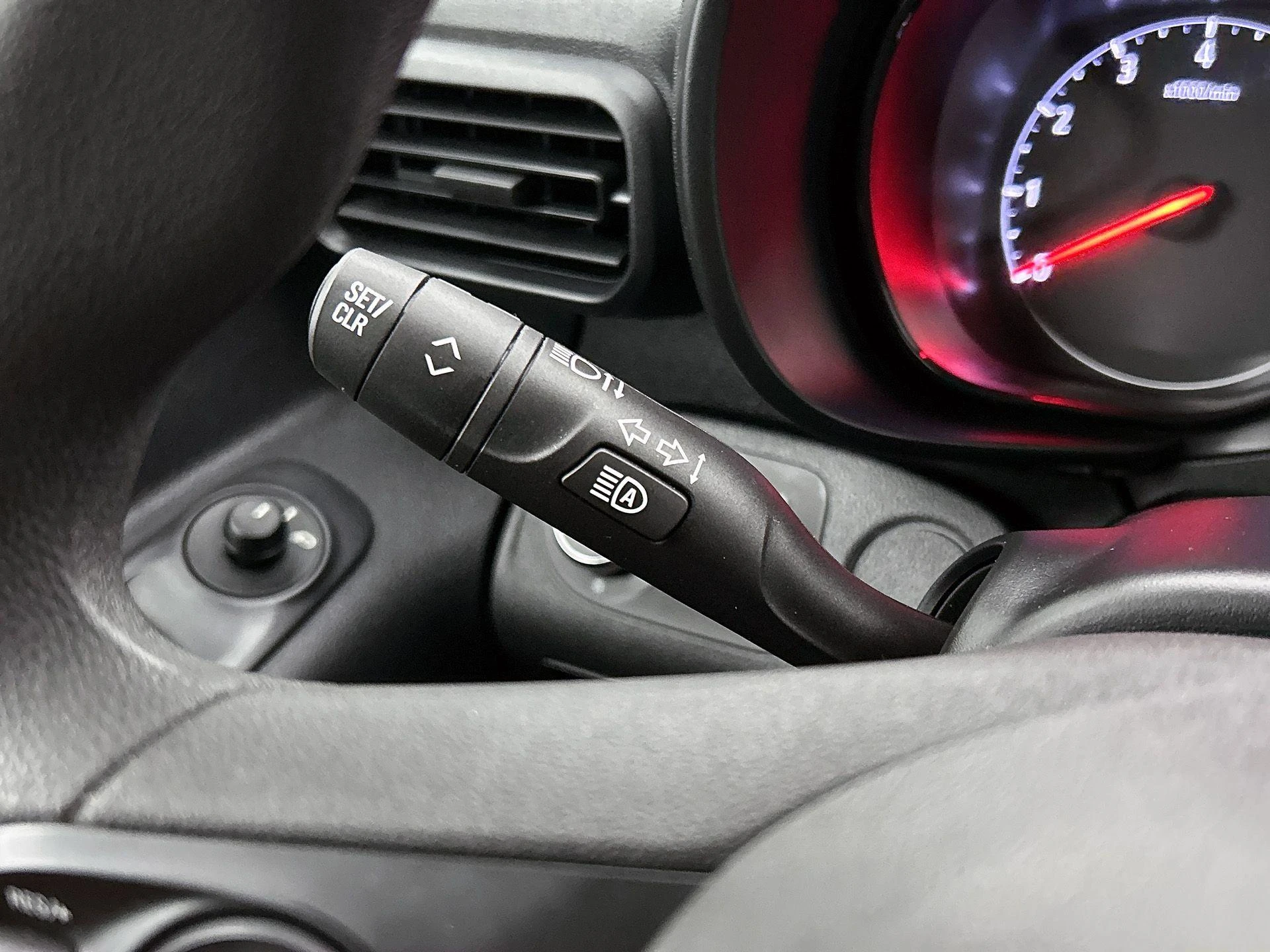 Opel-Combo-image-9