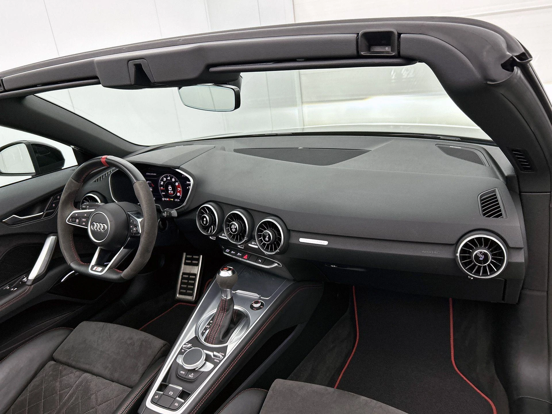 Audi-TT-image-19