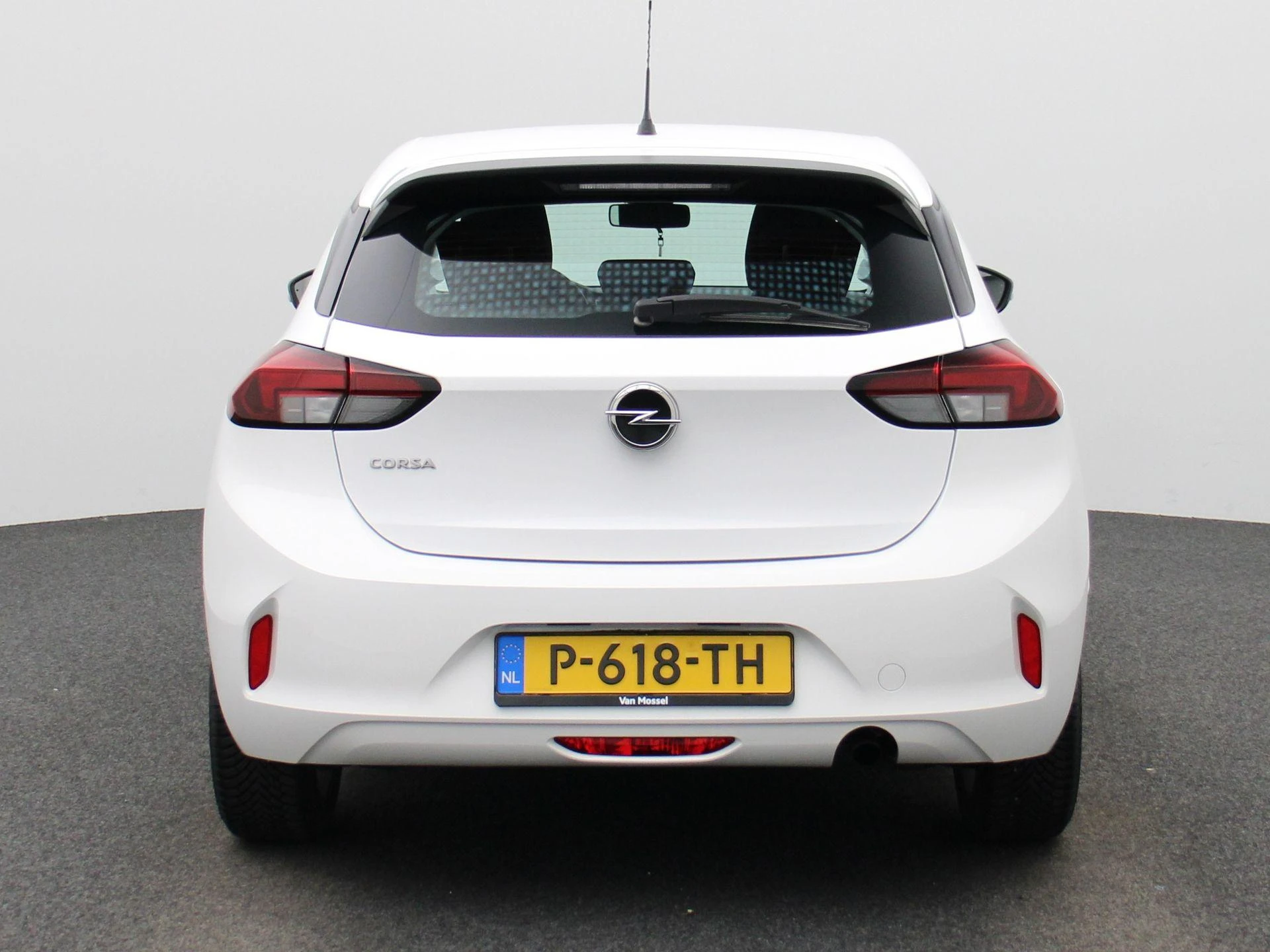 Opel-Corsa-image-4