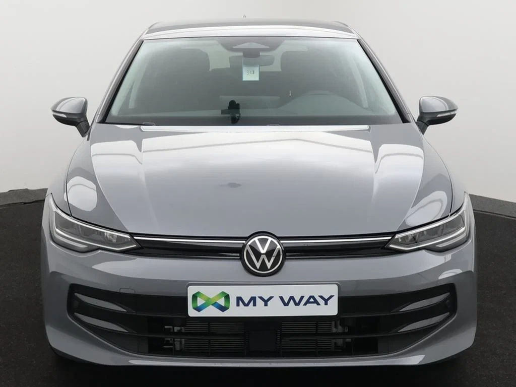 Volkswagen-Golf-image-5