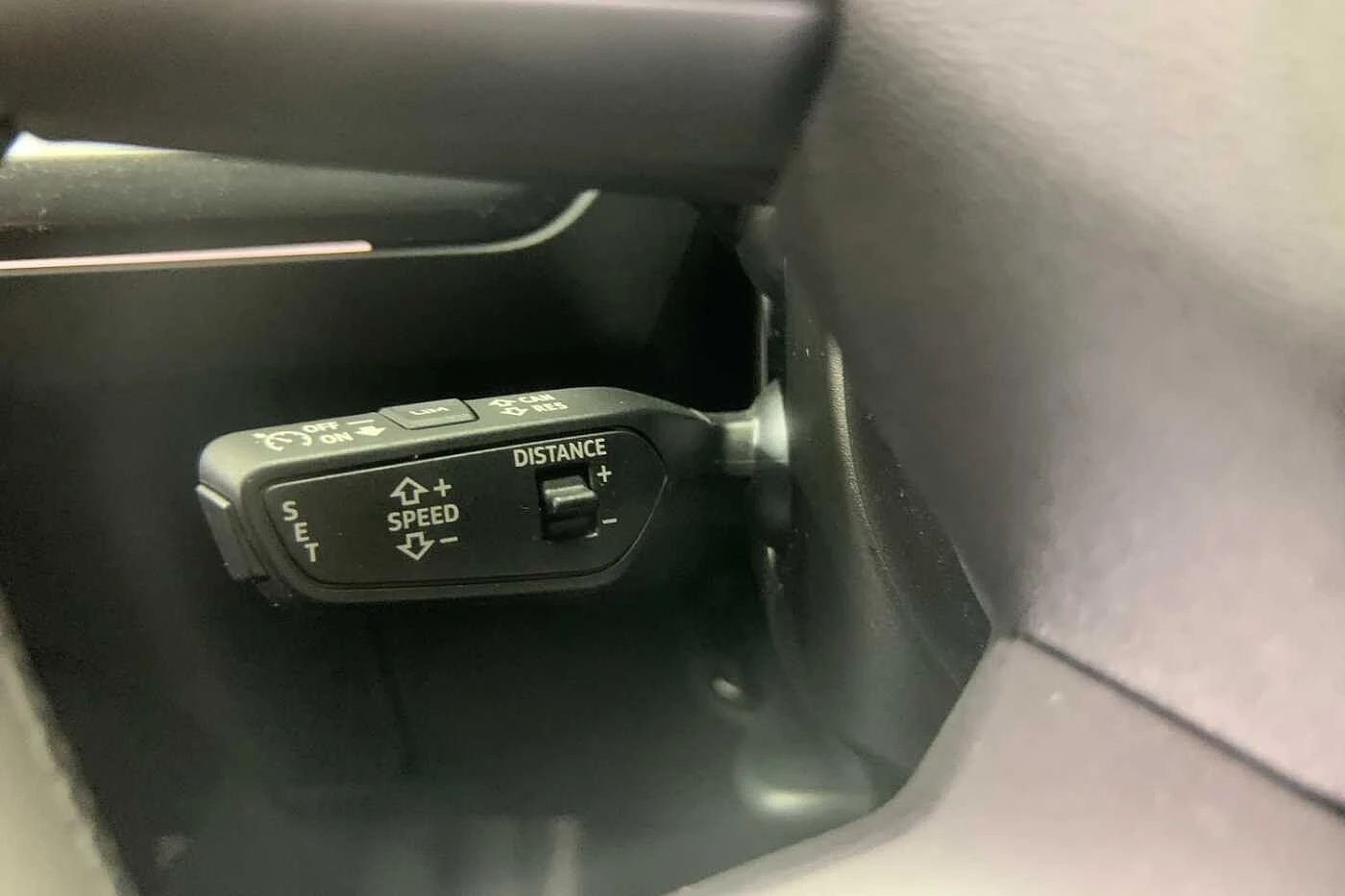Audi-Q4 e-tron-image-21
