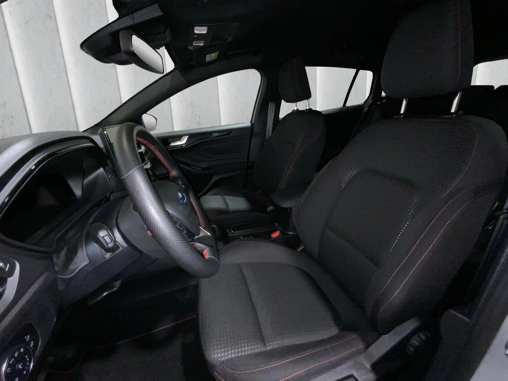 Ford Focus ST-Line X Turnier Aut.*AHK*ACC*HUD*KAM*NAVI*WINTER-PKT.