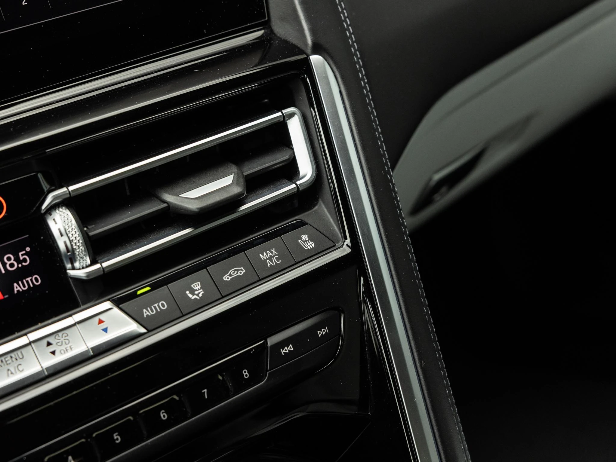 BMW-M8-image-39