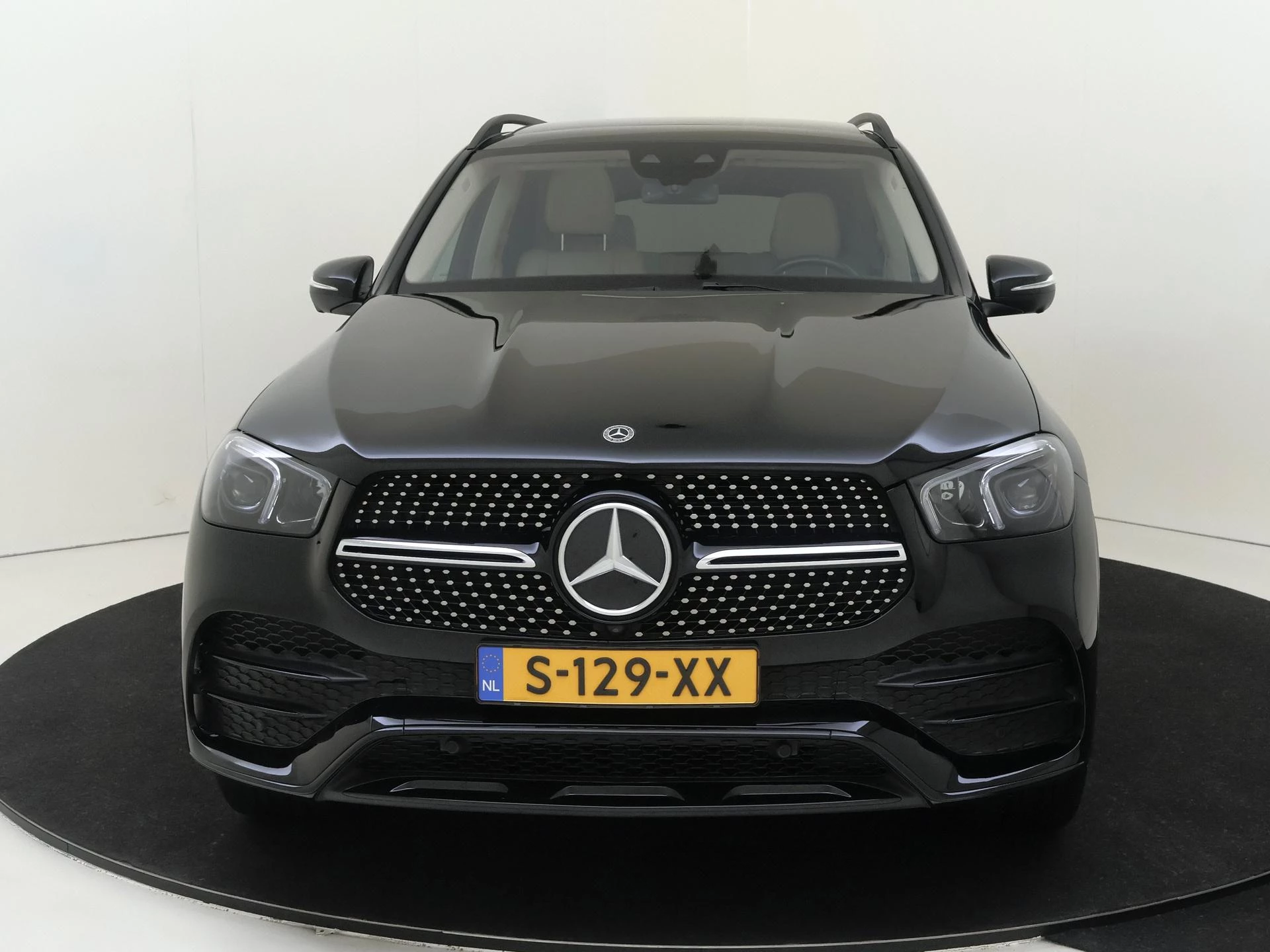 Mercedes-Benz-GLE-image-5