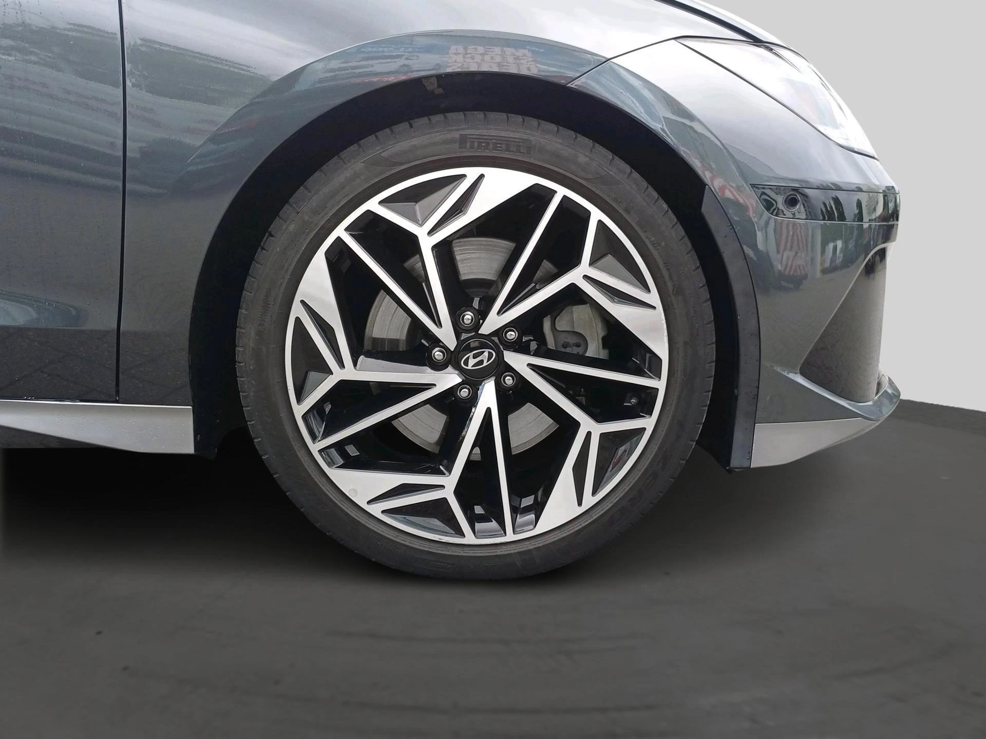 Hyundai-IONIQ 6-image-5
