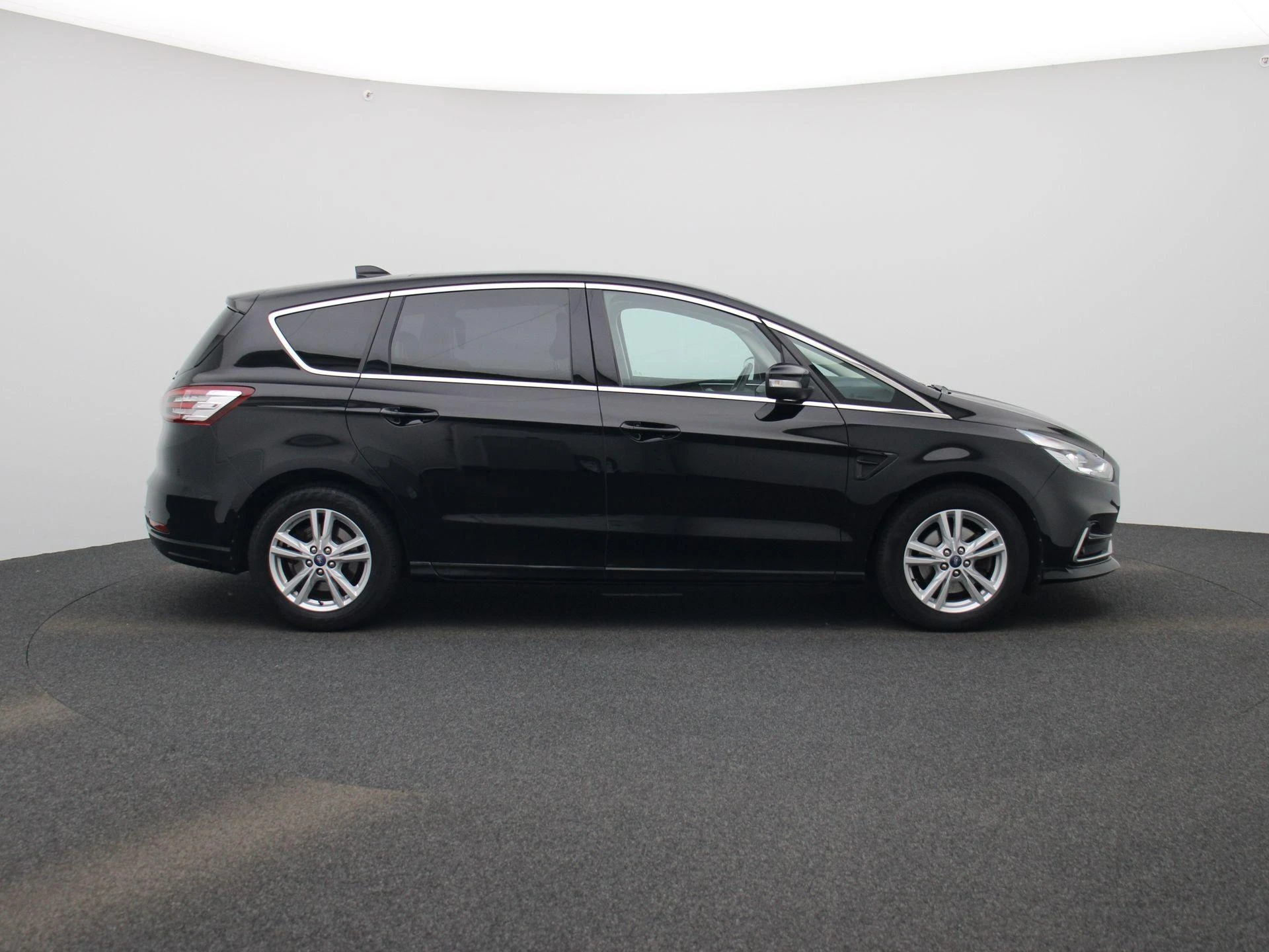 Ford-S-Max-image-5