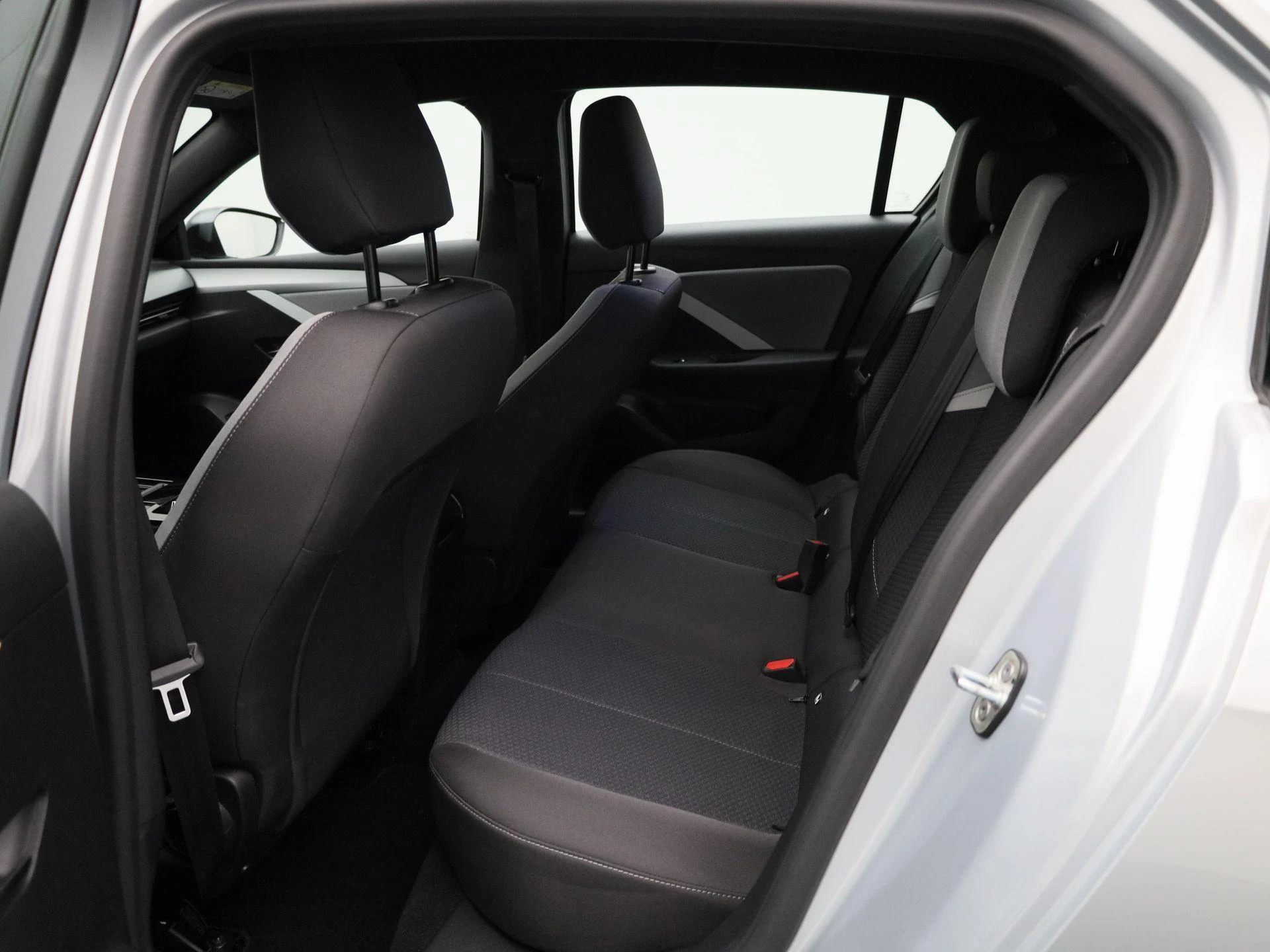 Opel-Astra-image-9
