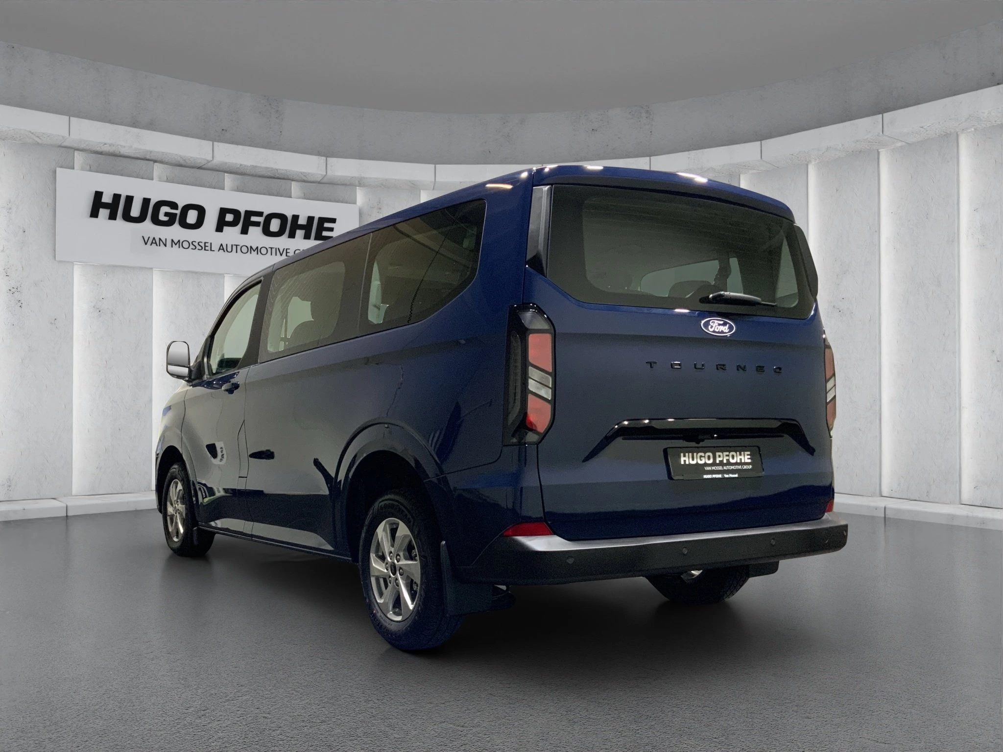 Ford Tourneo Custom Trend 2.0 EcoBlue 100kW 320 L1 Van. 4-türig