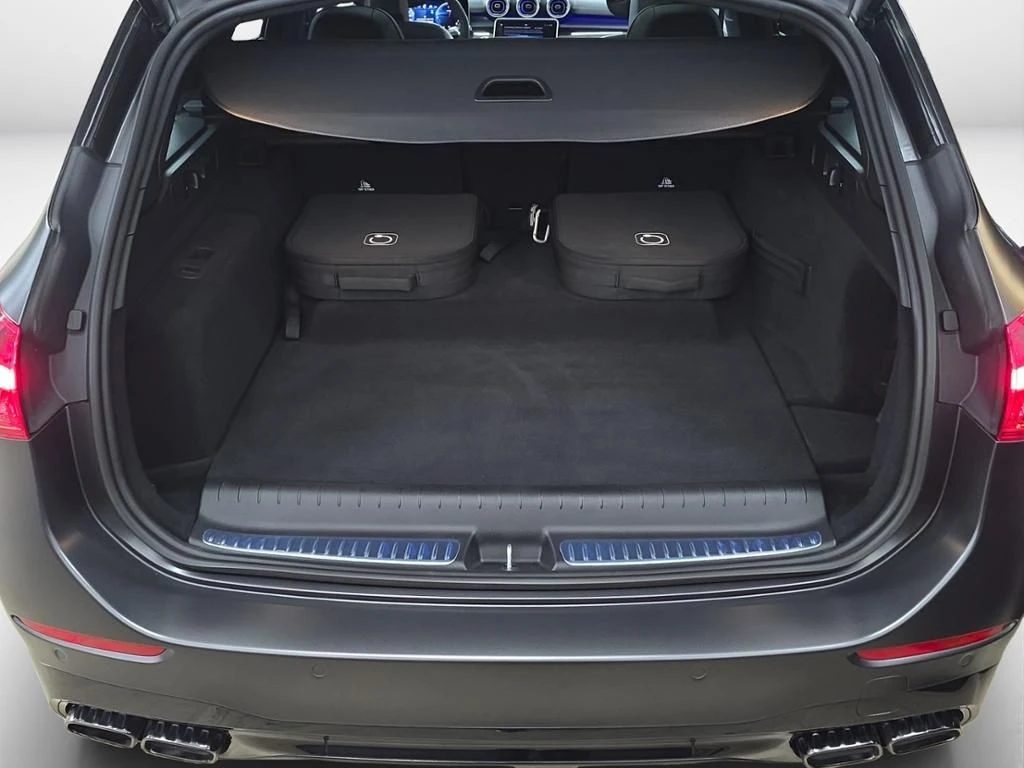 Mercedes-AMG-C-Klasse 63 S AMG-image-11