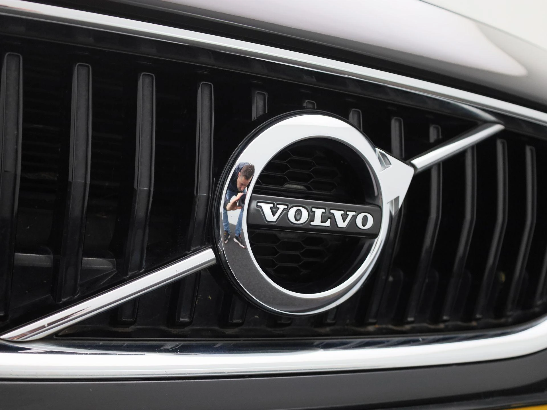 Volvo-V40-image-36