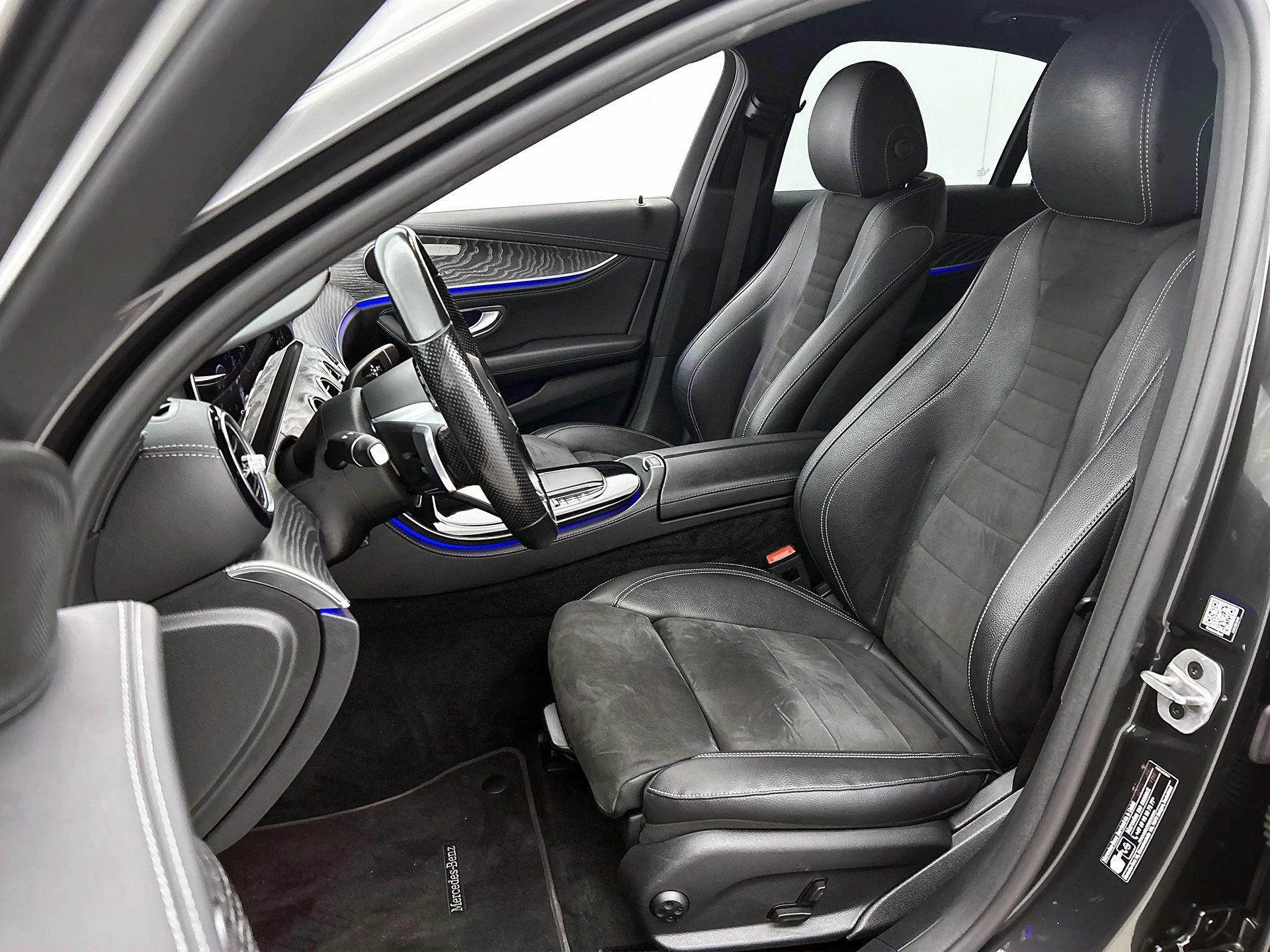 Mercedes-Benz-E-Klasse-image-46