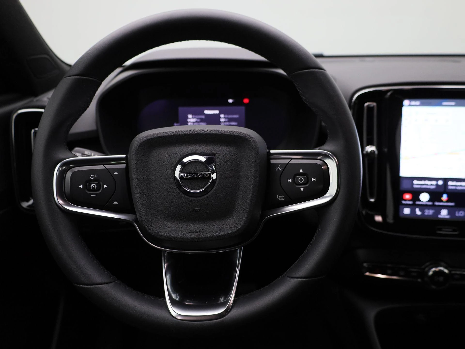 Volvo-XC40-image-6