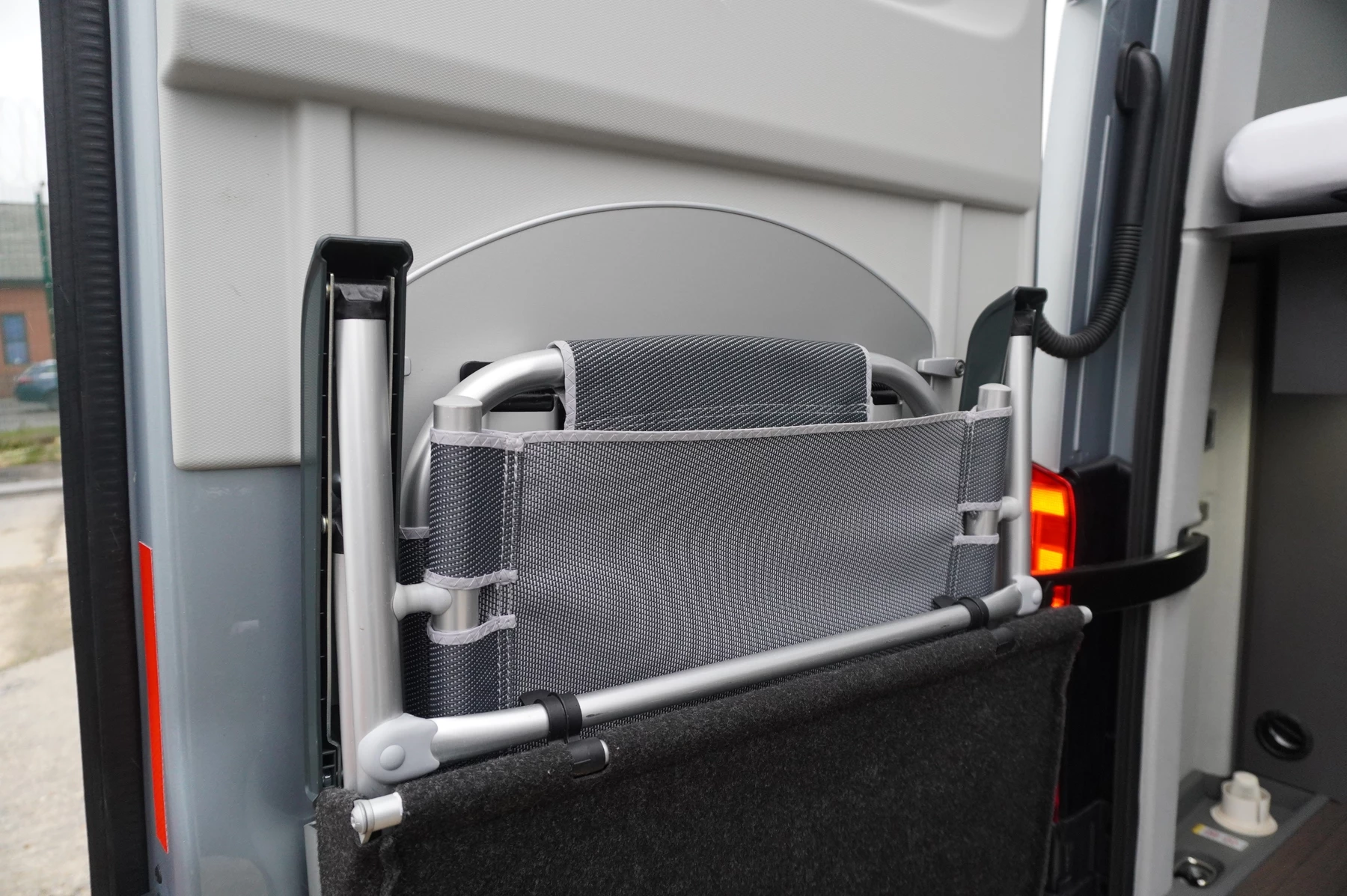 Volkswagen-California-image-10