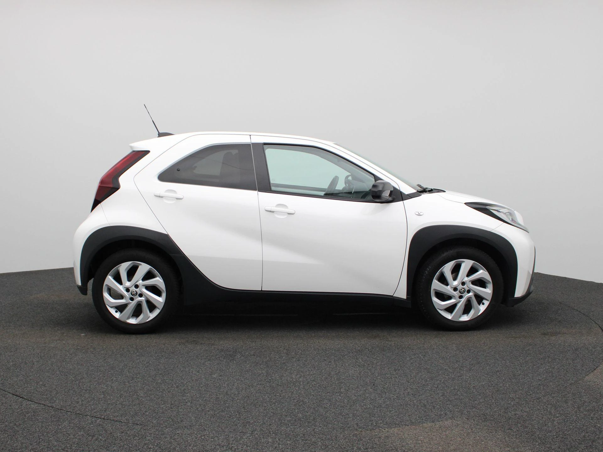 Toyota-Aygo-image-5