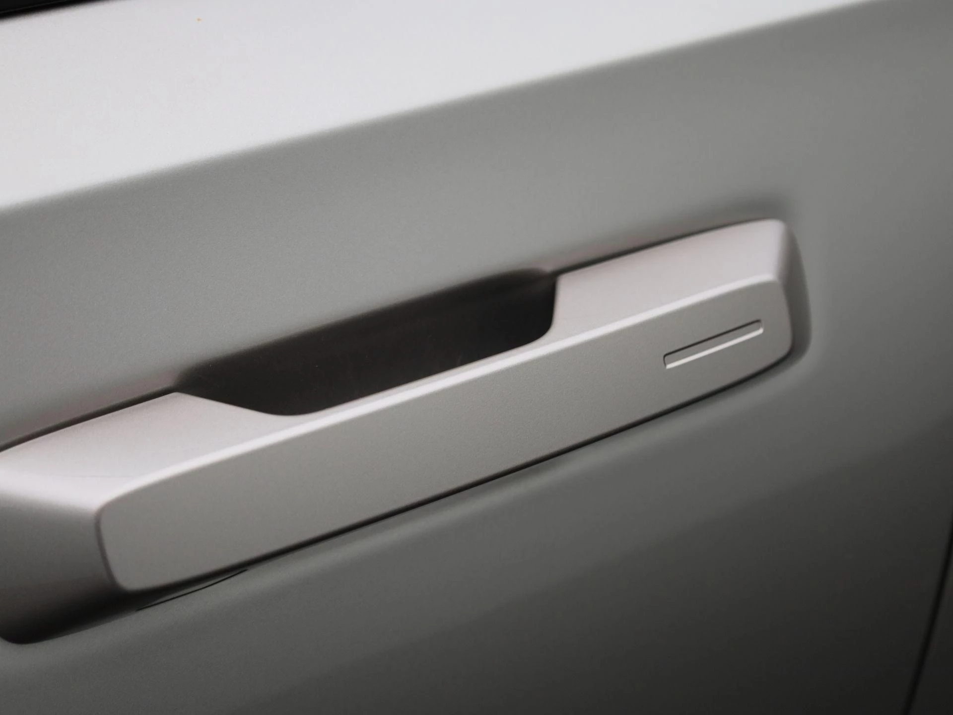 Polestar-2-image-16
