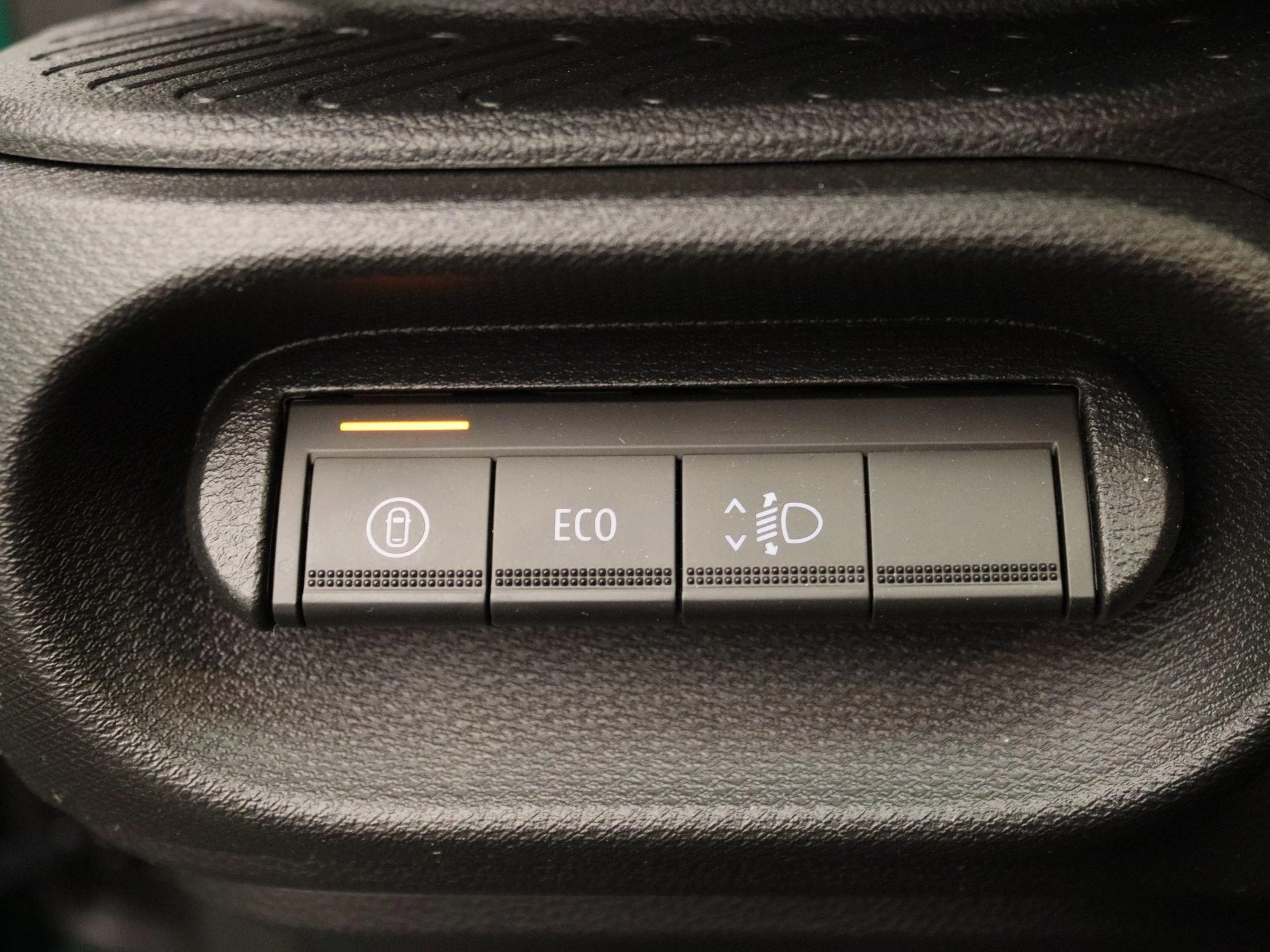 Renault-Twingo-image-18